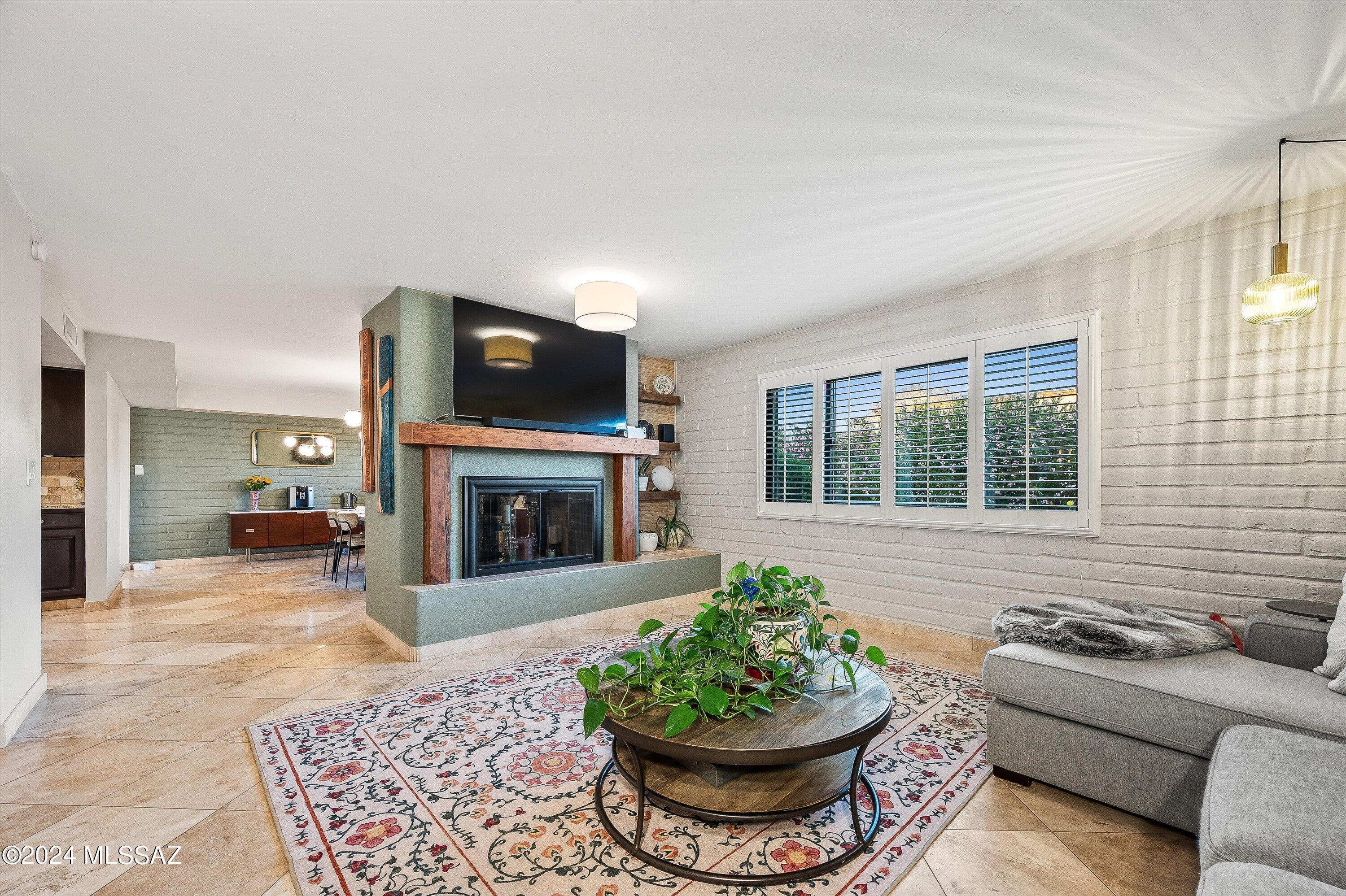Sunset Manor(1-92) - Residential