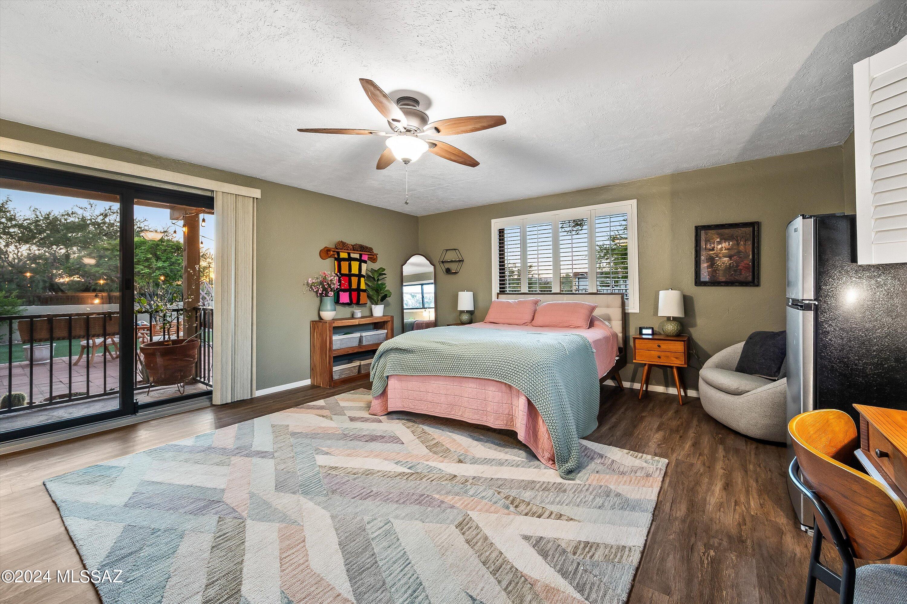 Sunset Manor(1-92) - Residential
