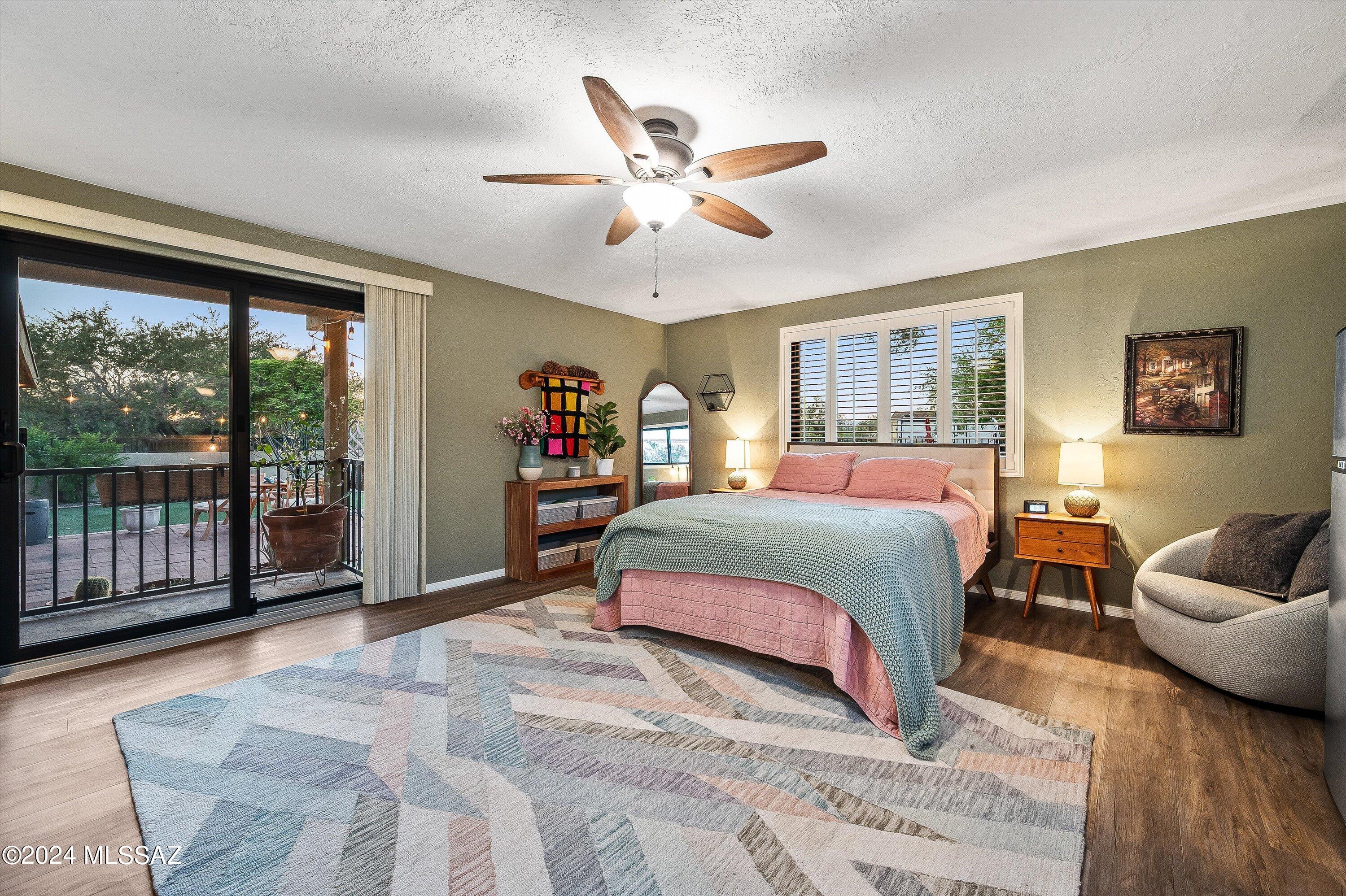 Sunset Manor(1-92) - Residential