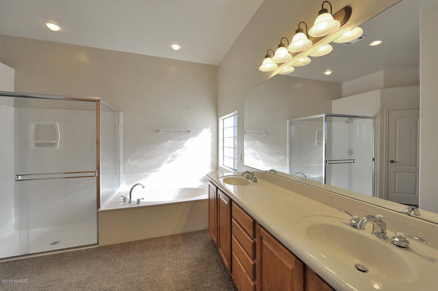 Village Five At the Villages Of La Paloma (1-71) - Residential Lease