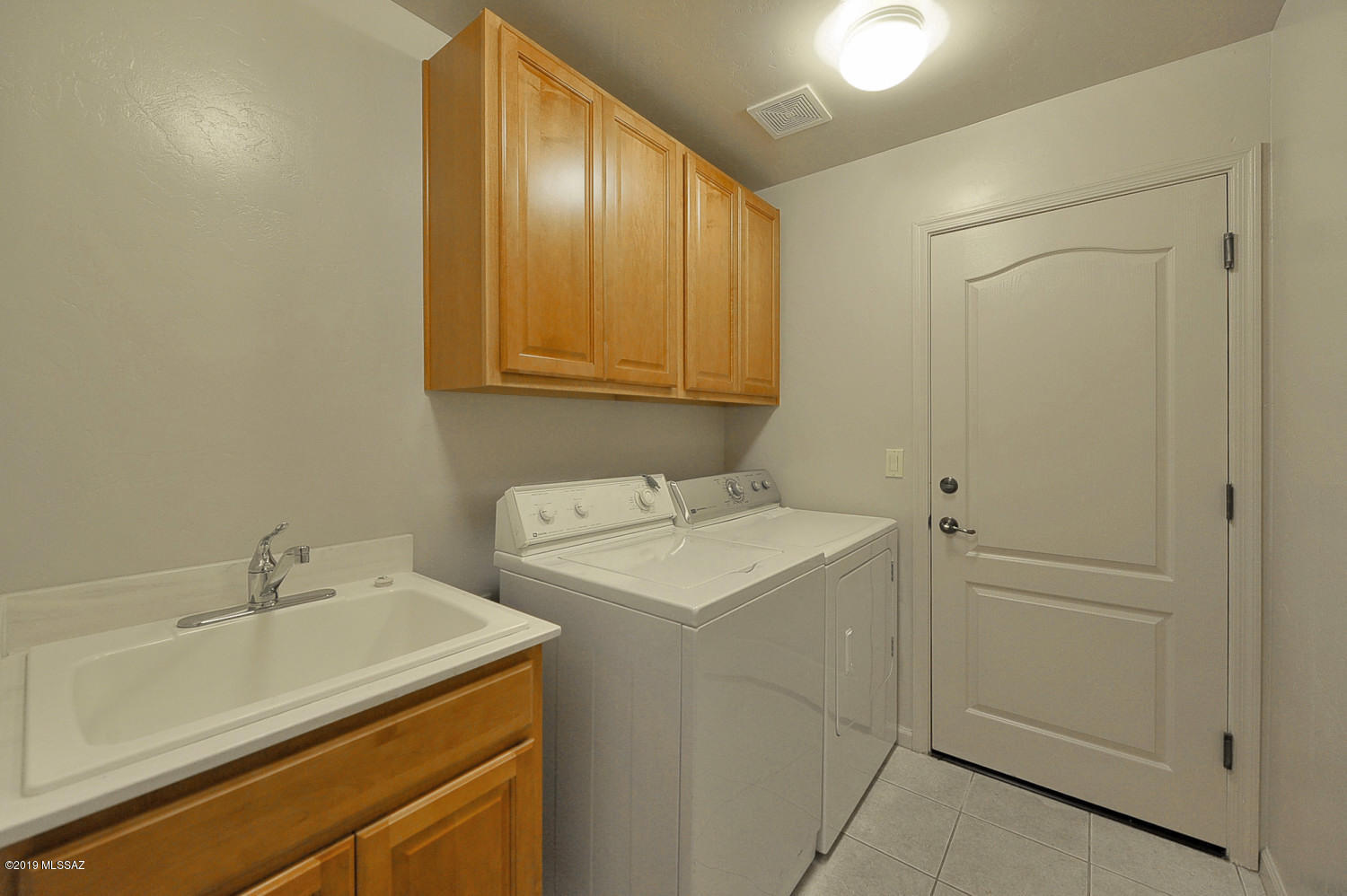 Village Five At the Villages Of La Paloma (1-71) - Residential Lease