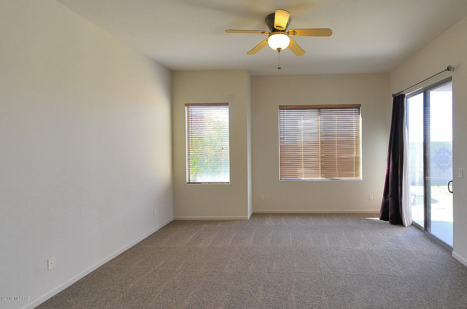 Village Five At the Villages Of La Paloma (1-71) - Residential Lease