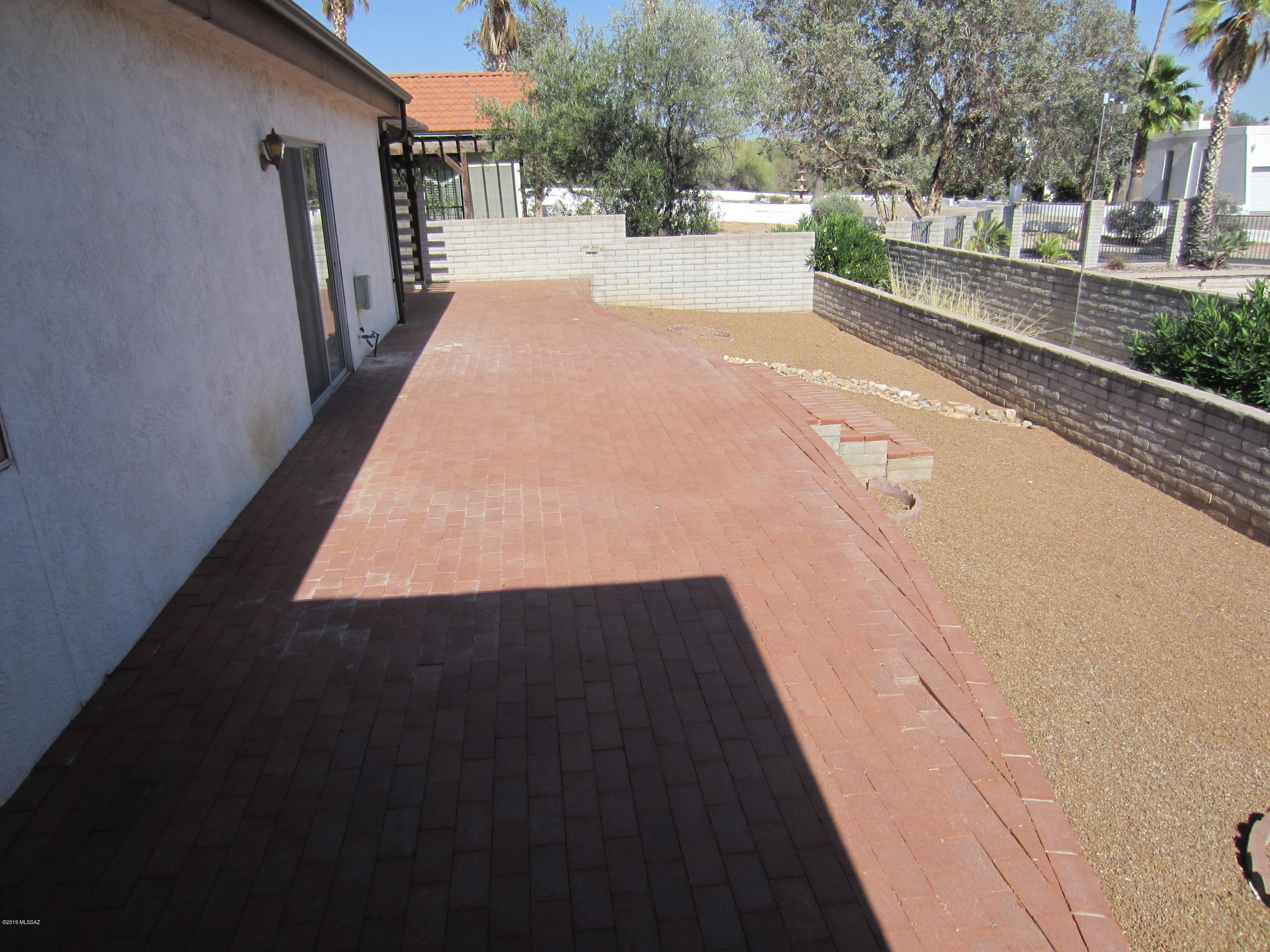 Casas Elegantes (1-23) - Residential Lease