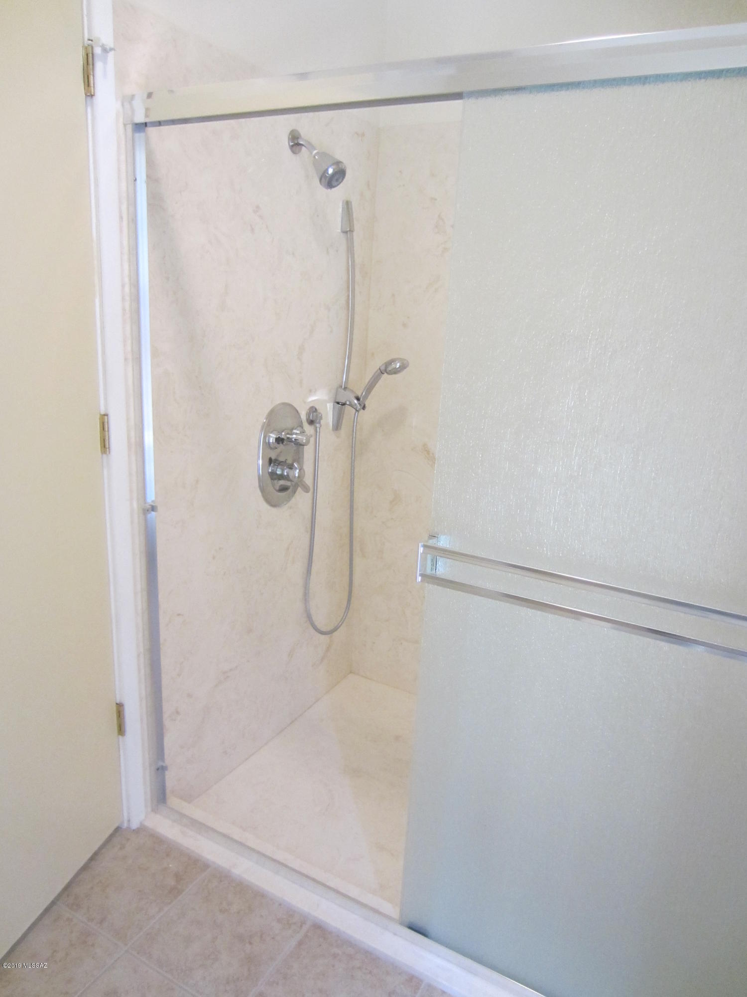 Casas Elegantes (1-23) - Residential Lease
