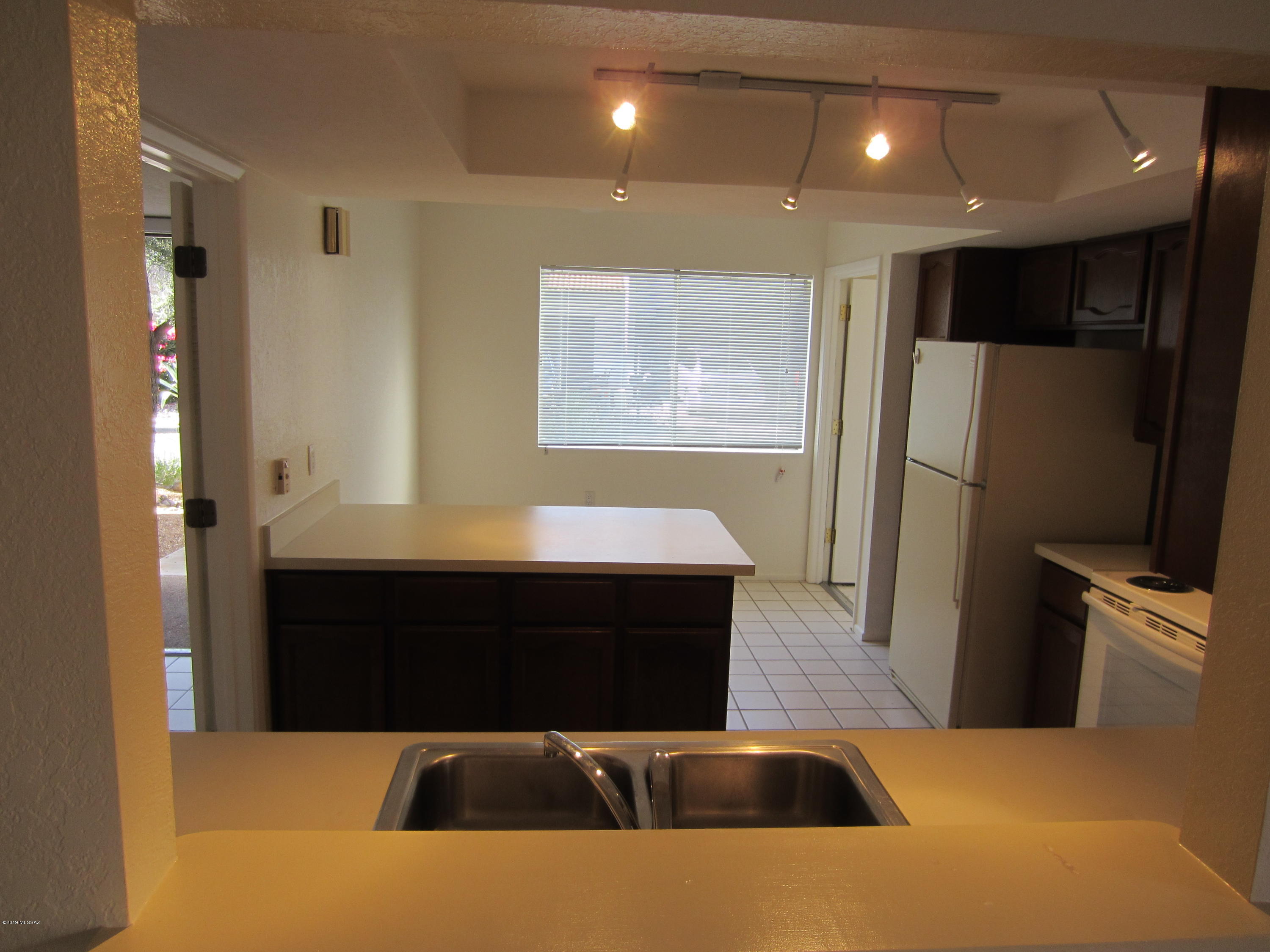 Casas Elegantes (1-23) - Residential Lease