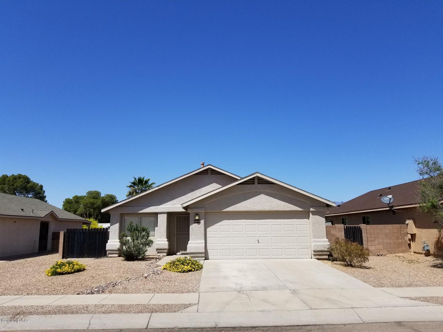 Beautifully maintained and recently updated home on the east side built in 2001. Desirable floorplan. Newer stainless steel kitchen appliances including 5 burner gas stove. Beautiful pool in nicely landscaped back yard 2 car garage with built in cabinets and workbench. You won't want to miss this one!