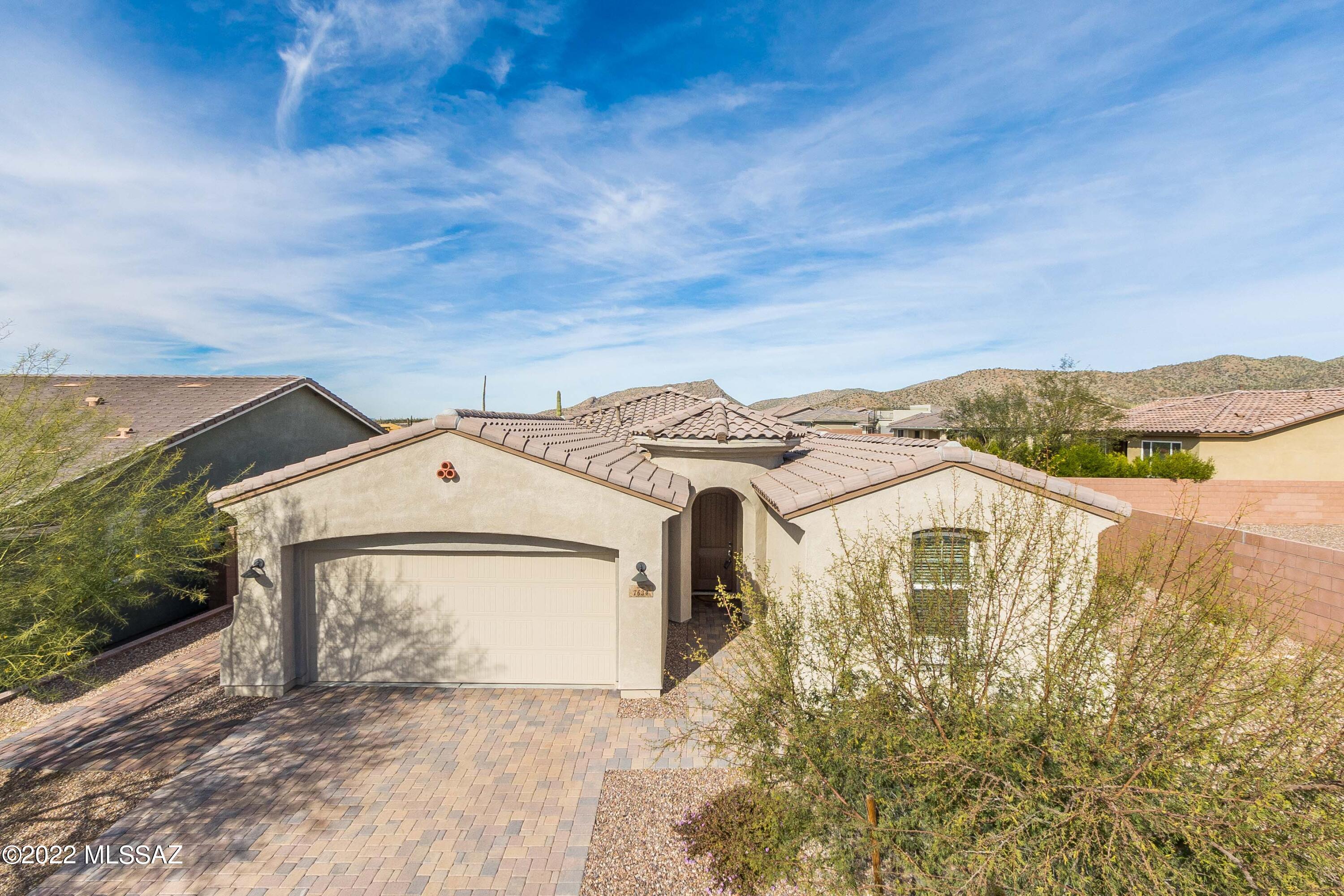 Blue Agave At Dove Mountain - Residential