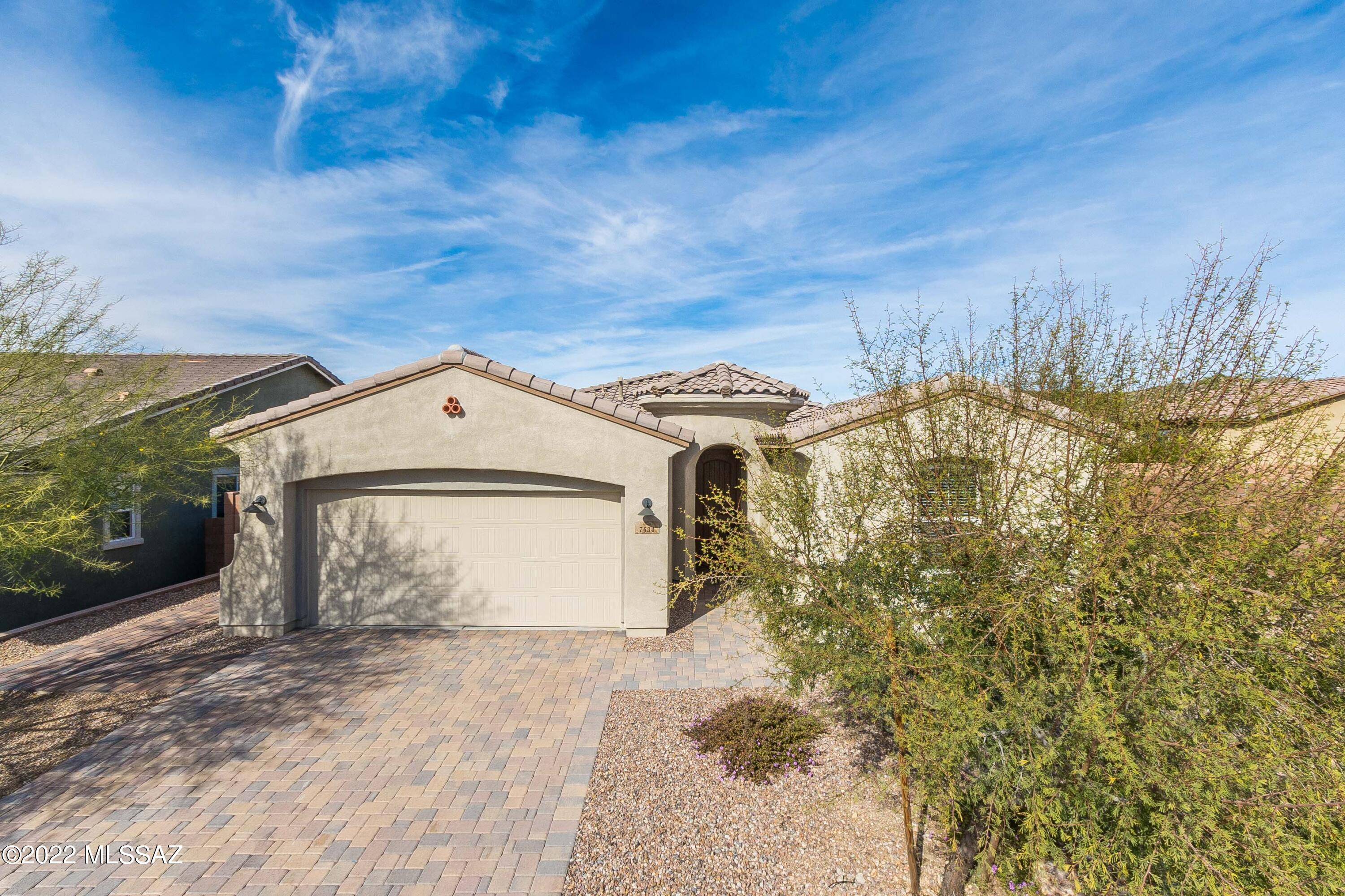 Blue Agave At Dove Mountain - Residential