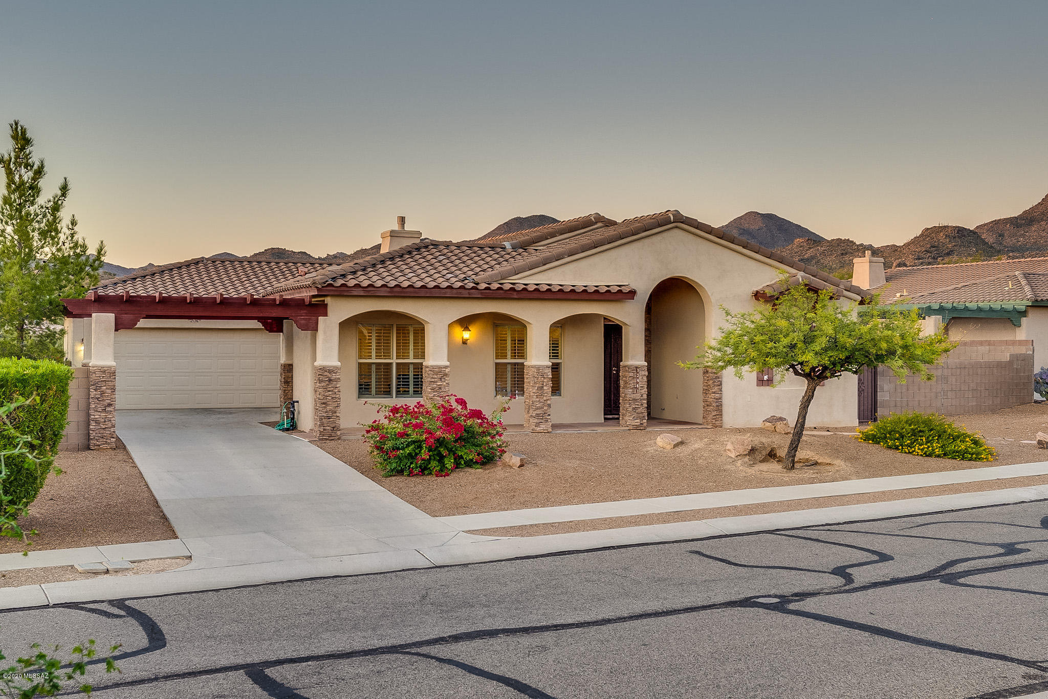 Bluffs At Dove Mountain (1-122) - Residential