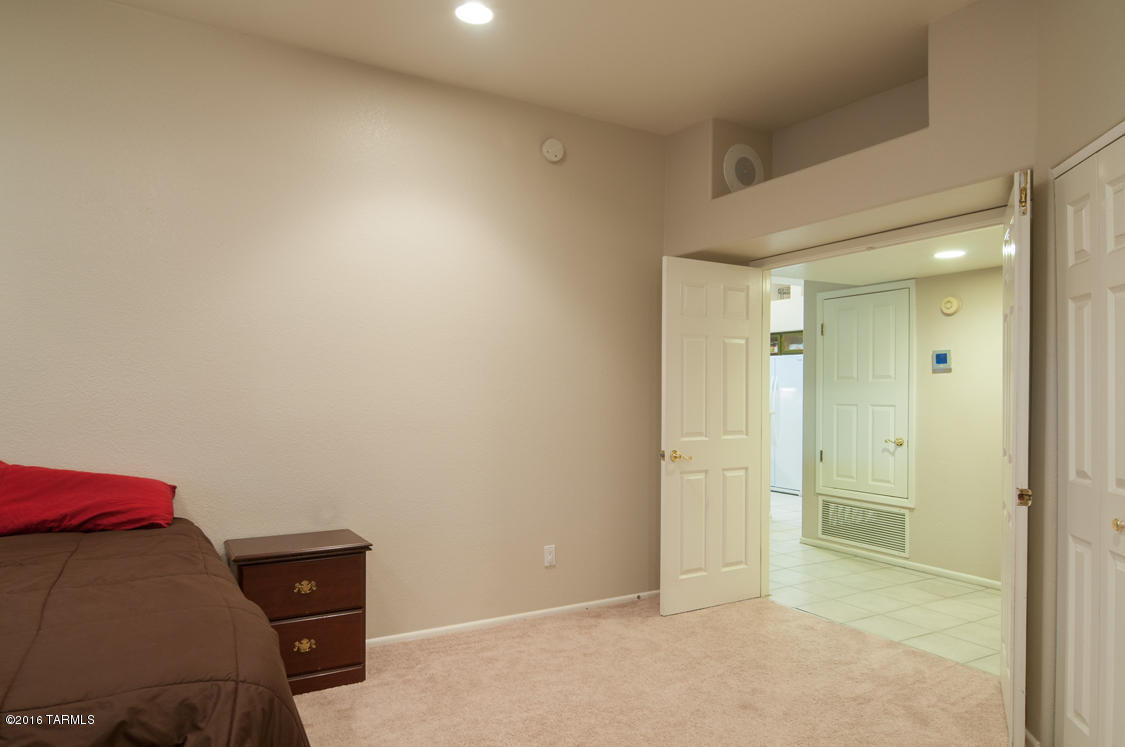 Elliott Homes At Rita Ranch (1-521) - Residential