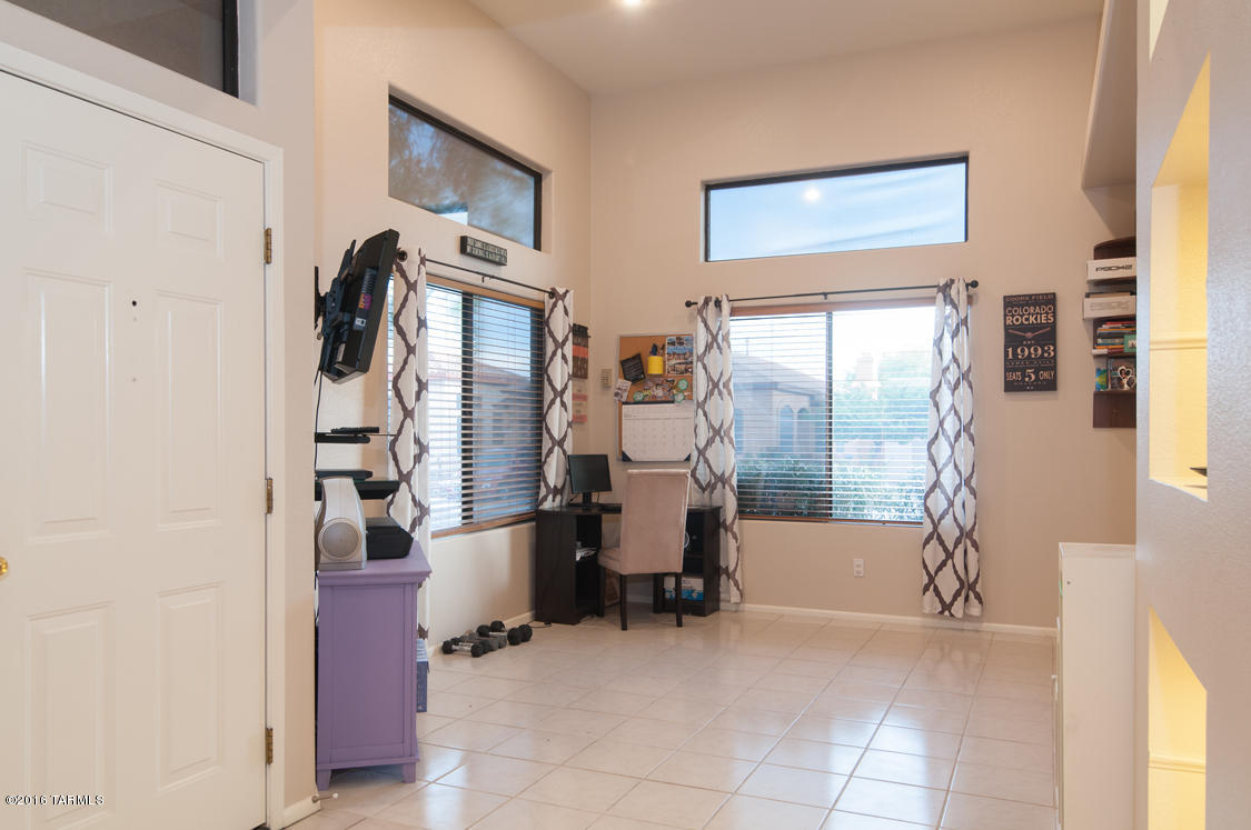 Elliott Homes At Rita Ranch (1-521) - Residential