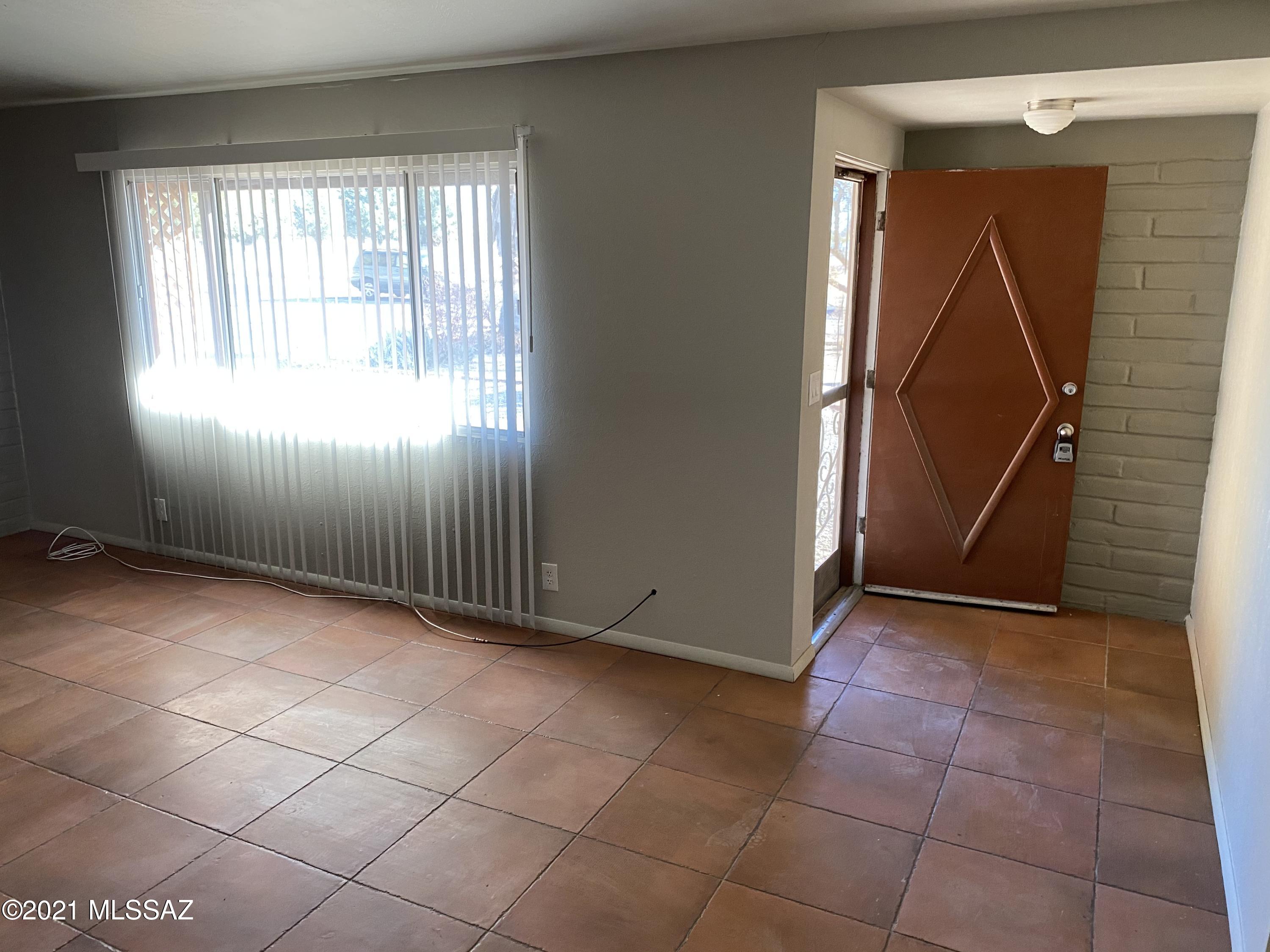 Unsubdivided - Residential Lease