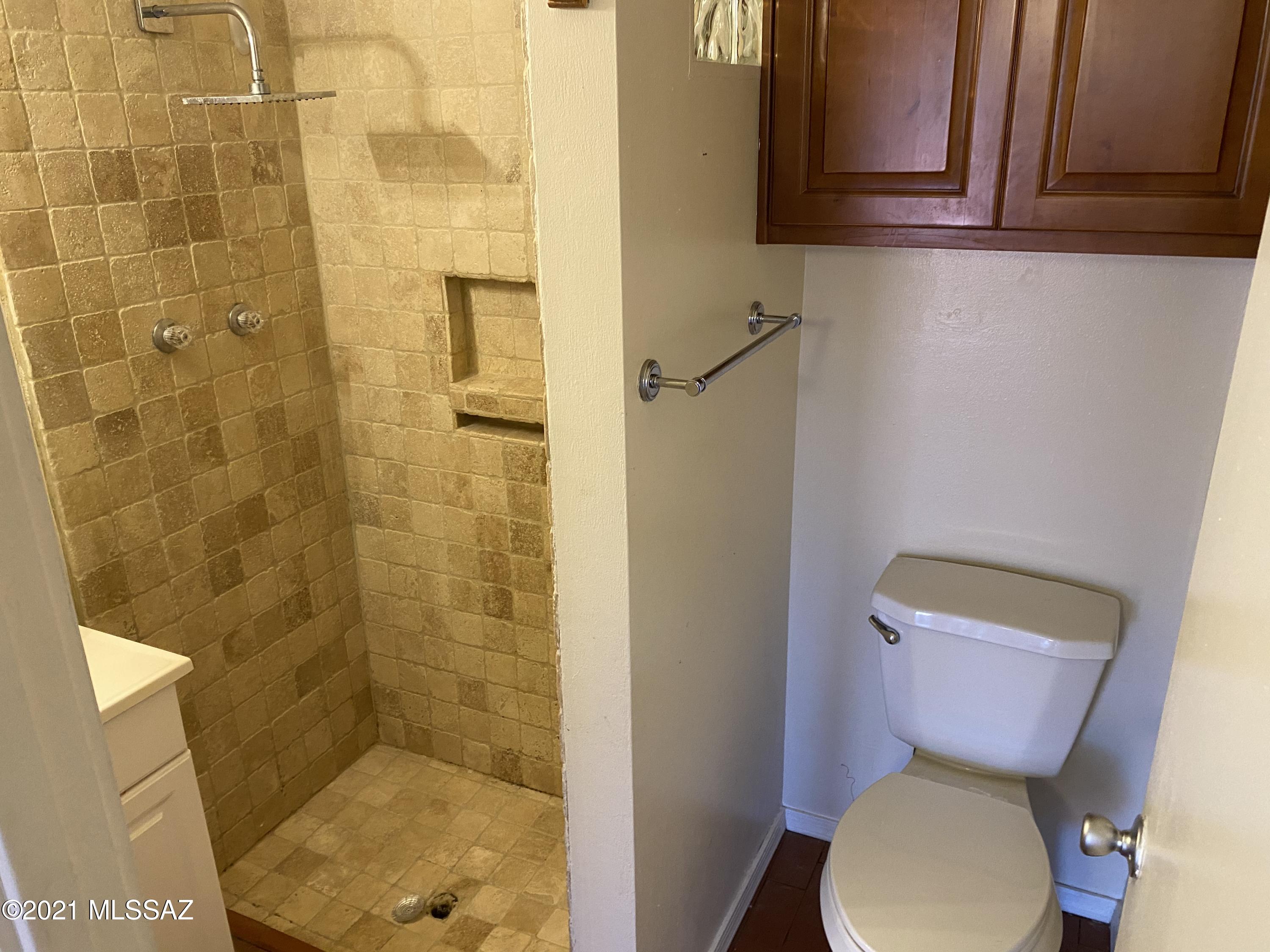 Unsubdivided - Residential Lease