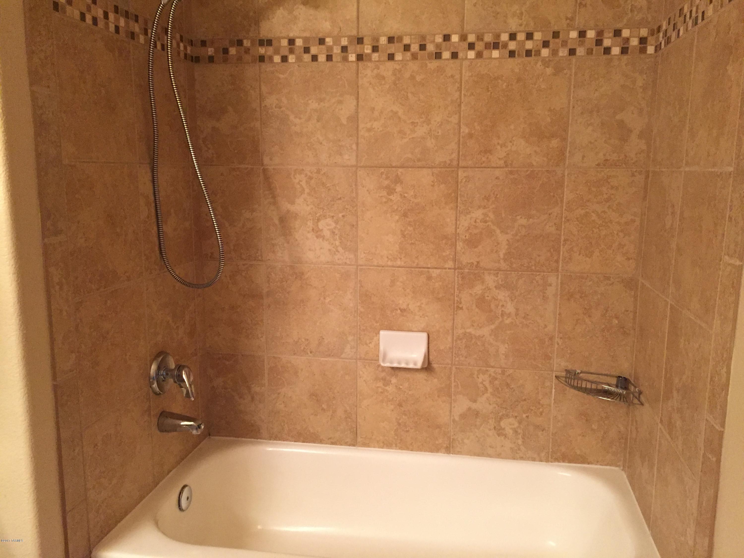 Pinnacle Canyon Condominium - Residential Lease