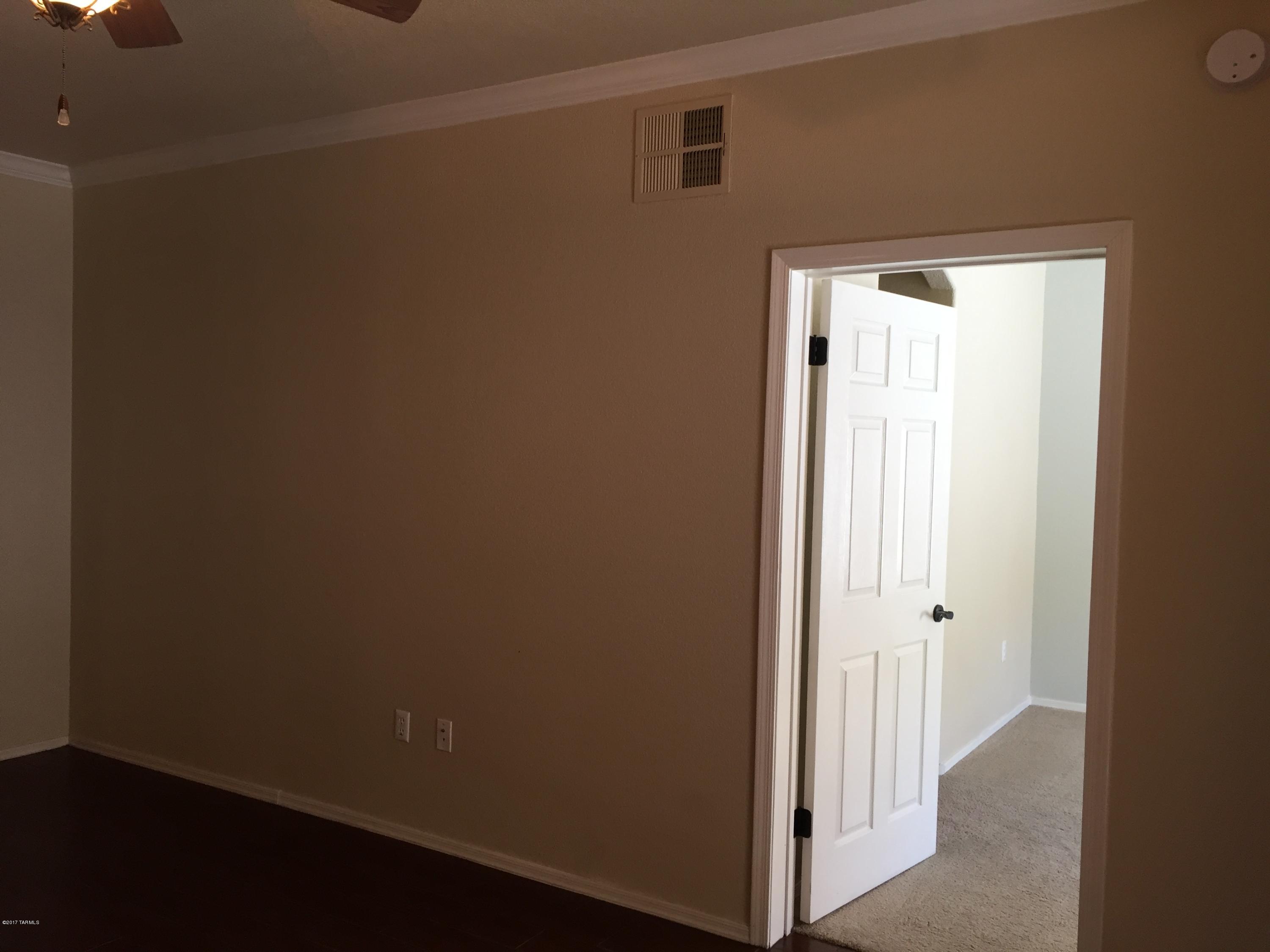 Pinnacle Canyon Condominium - Residential Lease