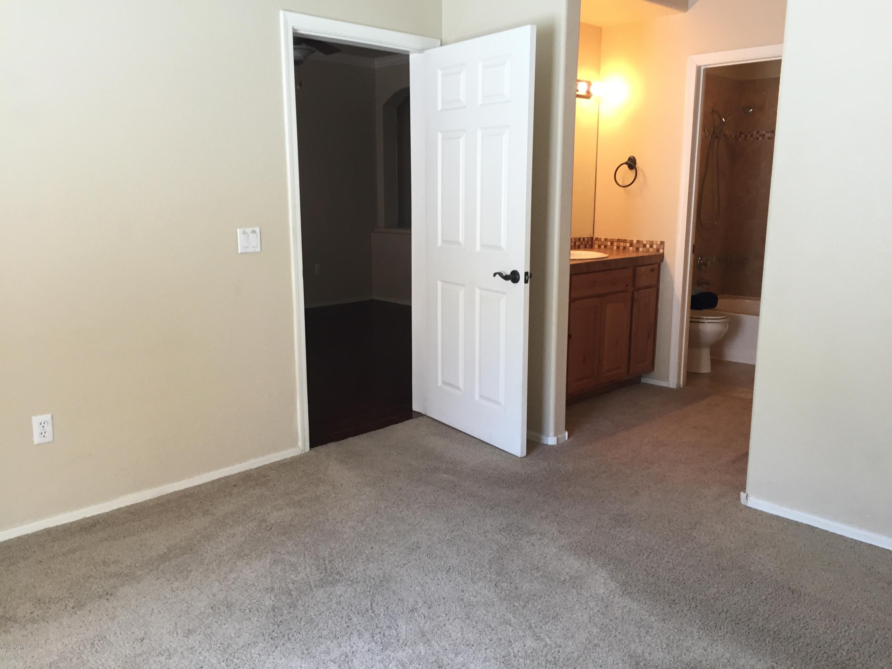Pinnacle Canyon Condominium - Residential Lease