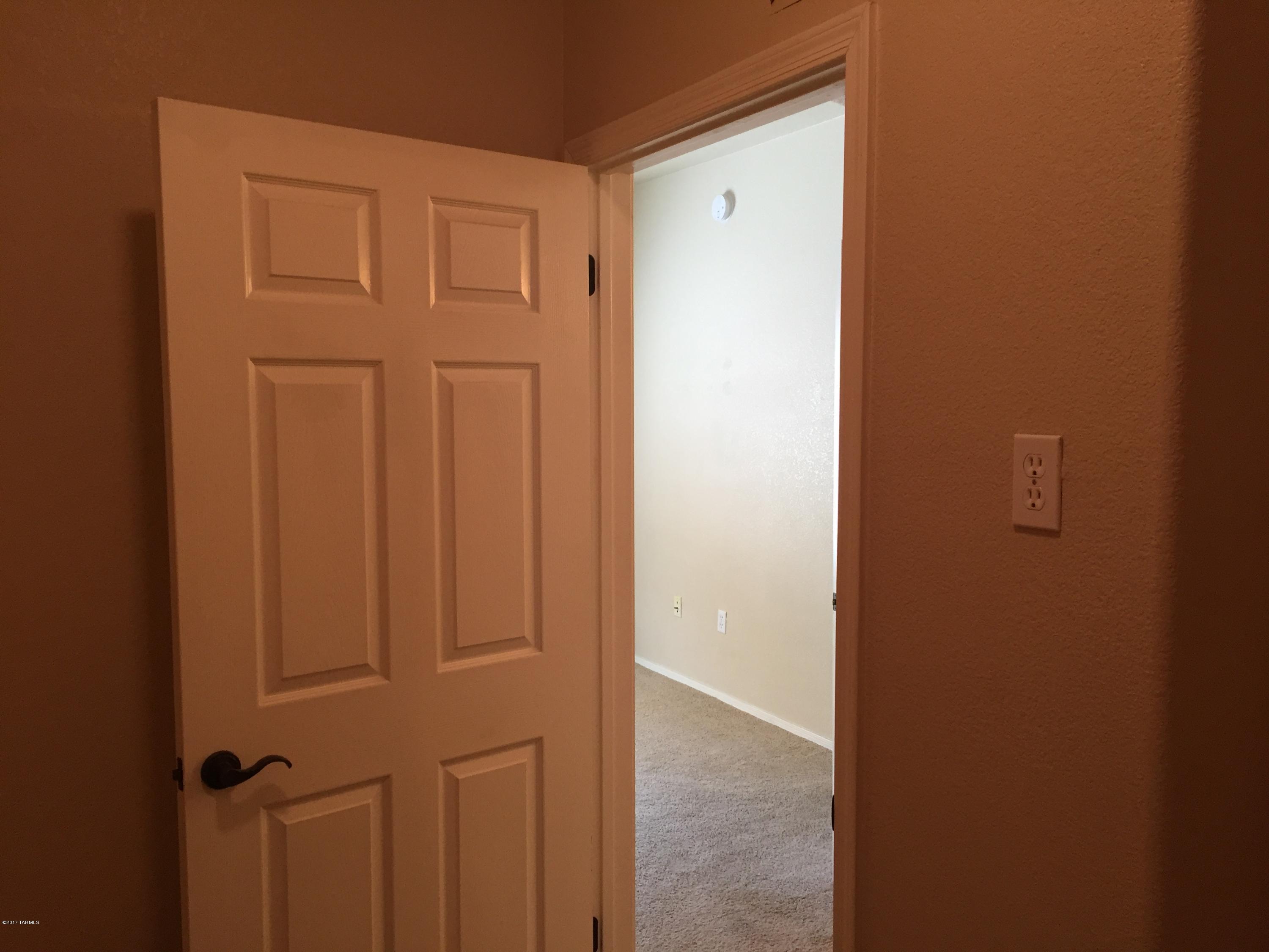 Pinnacle Canyon Condominium - Residential Lease