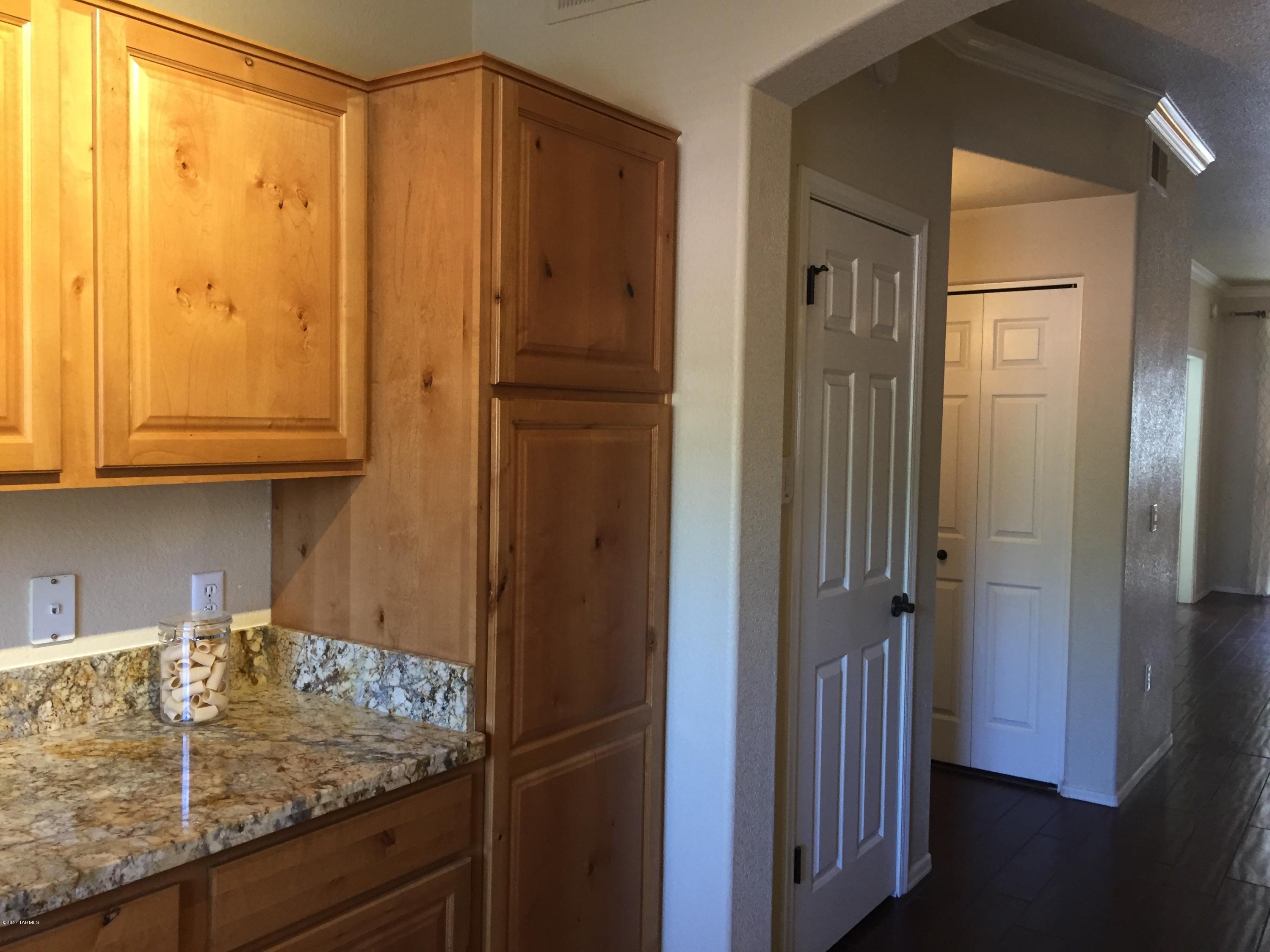 Pinnacle Canyon Condominium - Residential Lease