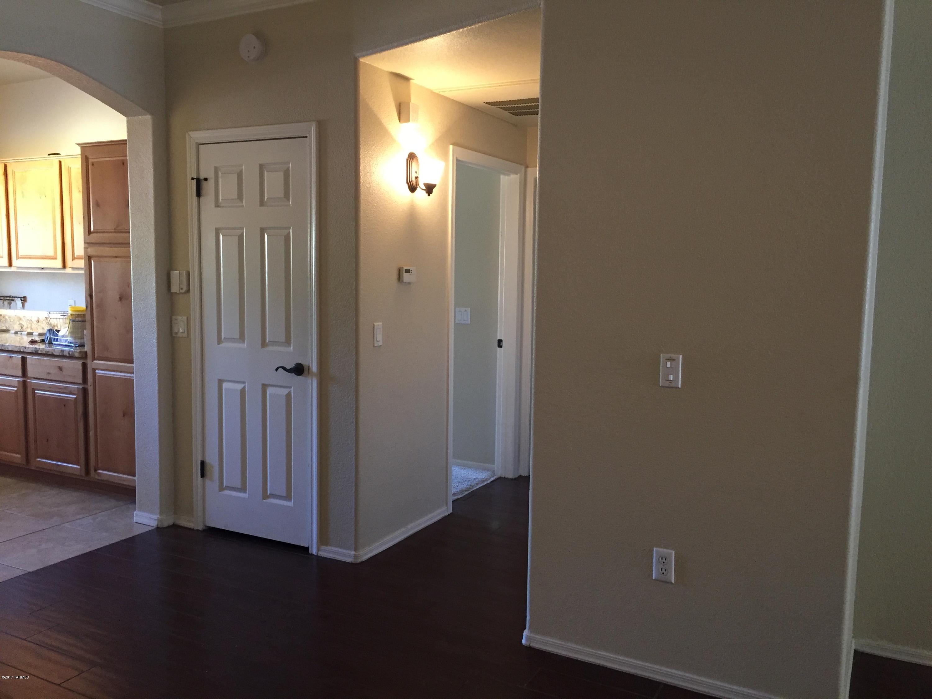 Pinnacle Canyon Condominium - Residential Lease