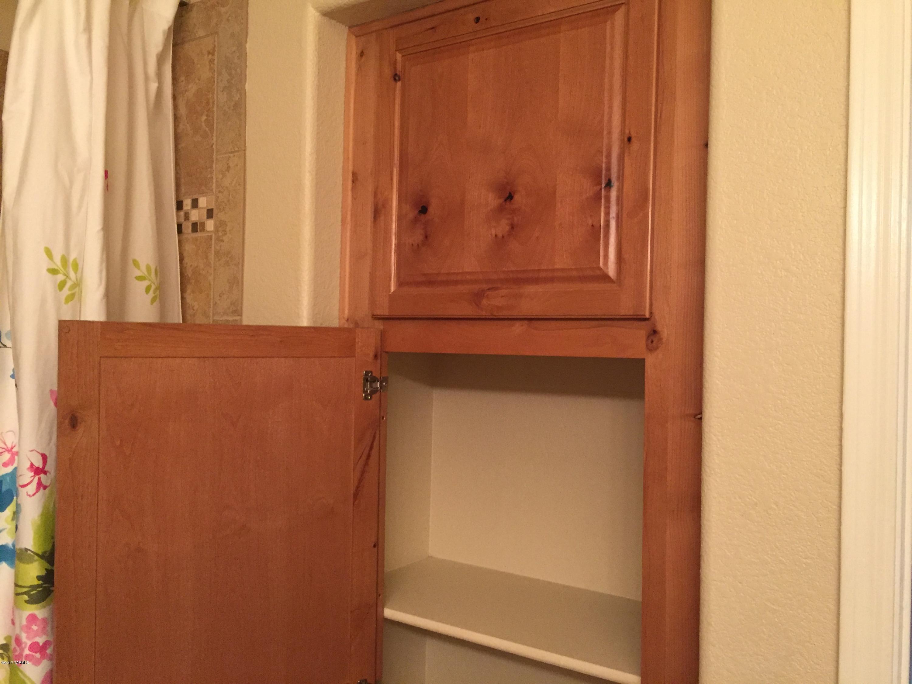 Pinnacle Canyon Condominium - Residential Lease