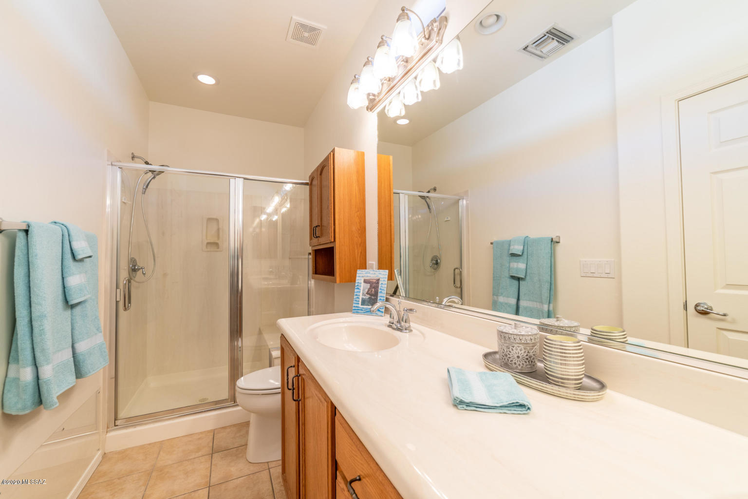 Four Seasons Phase 1 - Residential Lease