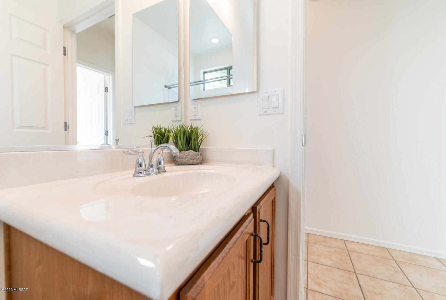 Four Seasons Phase 1 - Residential Lease