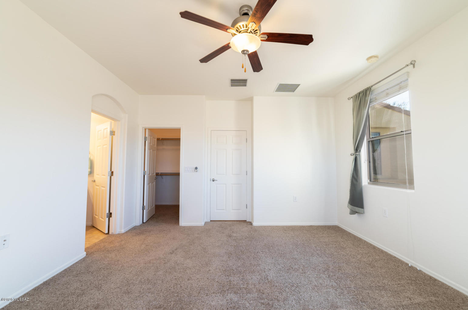 Four Seasons Phase 1 - Residential Lease