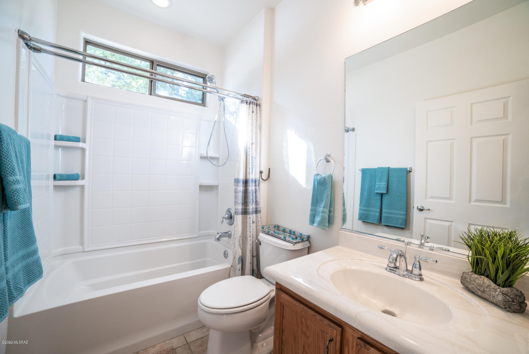 Four Seasons Phase 1 - Residential Lease