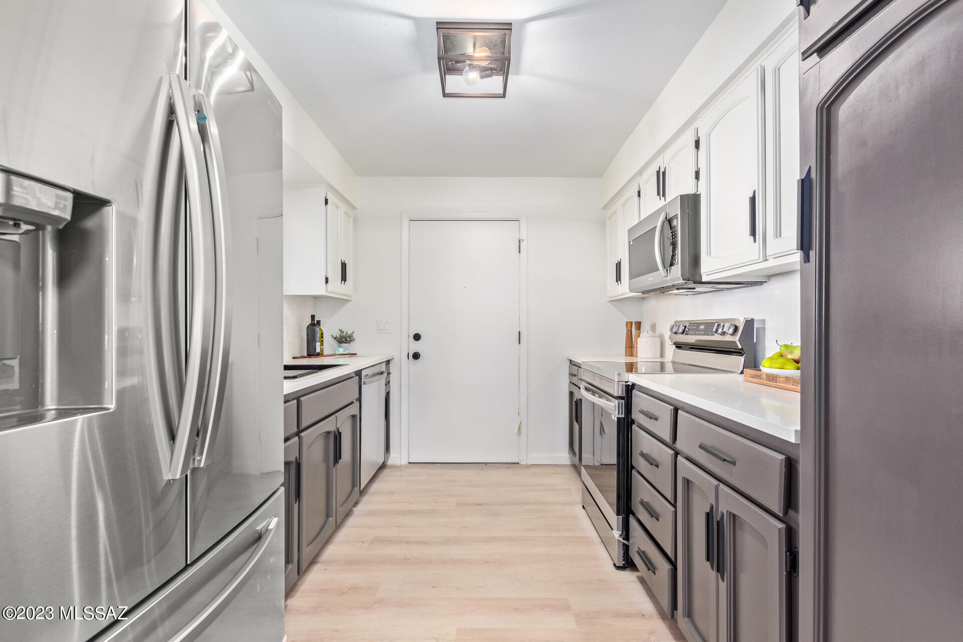 McCormick Place Twnhms Blk I (1-86) - Residential