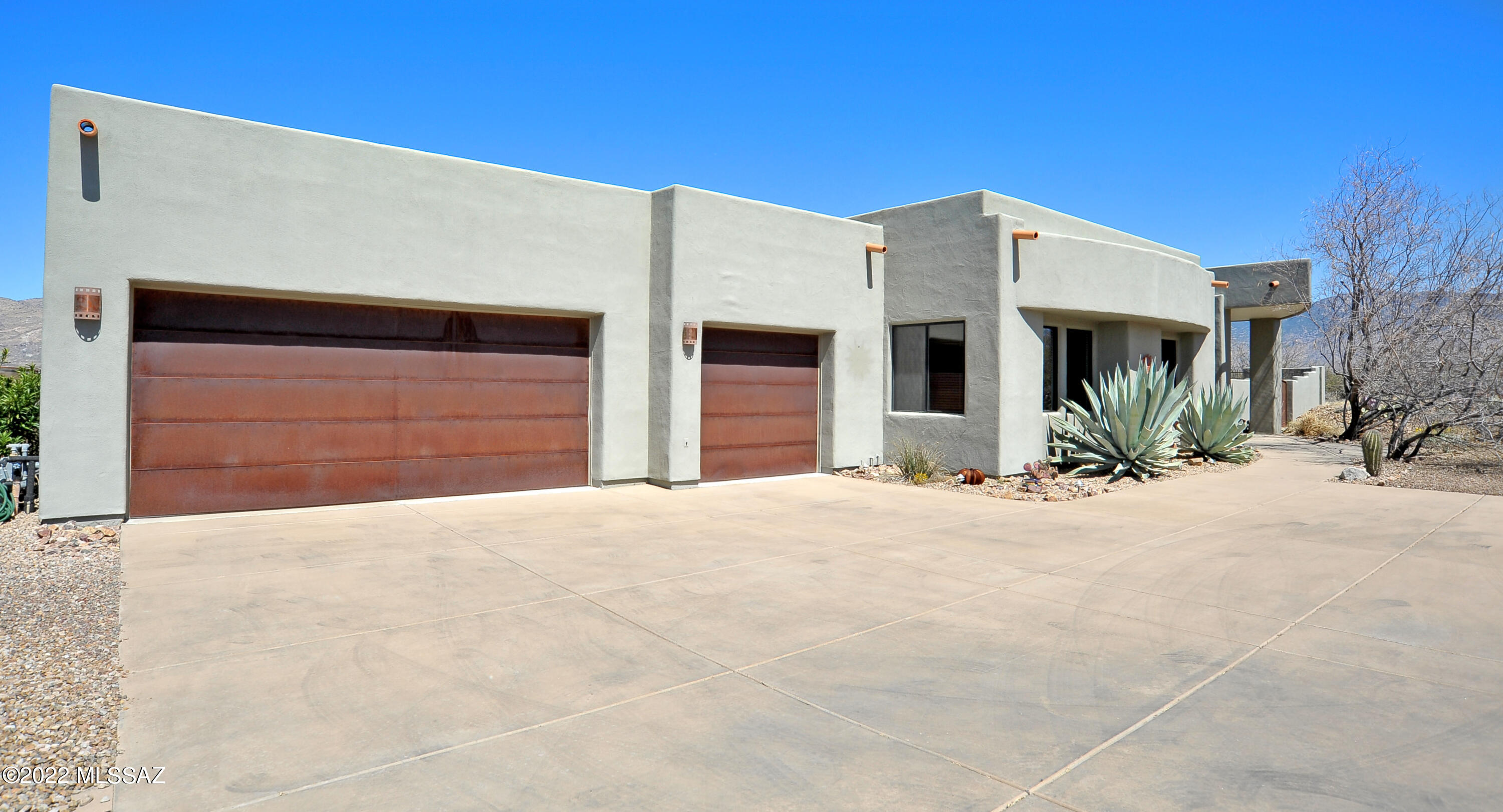 Coyote Creek (1-395) - Residential