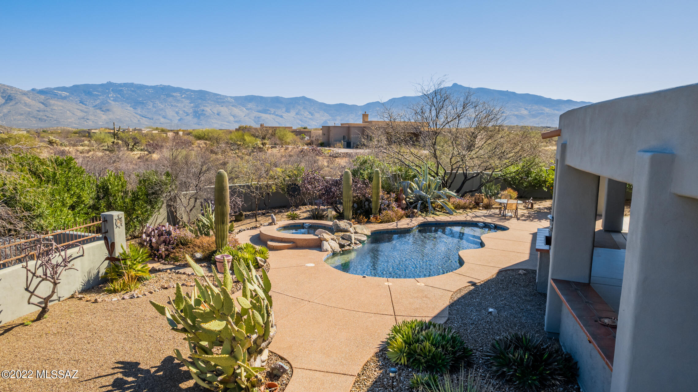 Coyote Creek (1-395) - Residential