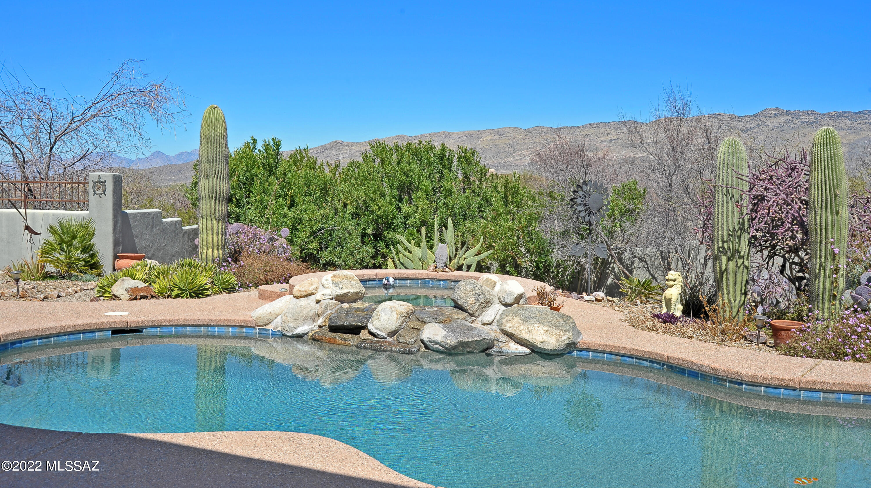 Coyote Creek (1-395) - Residential