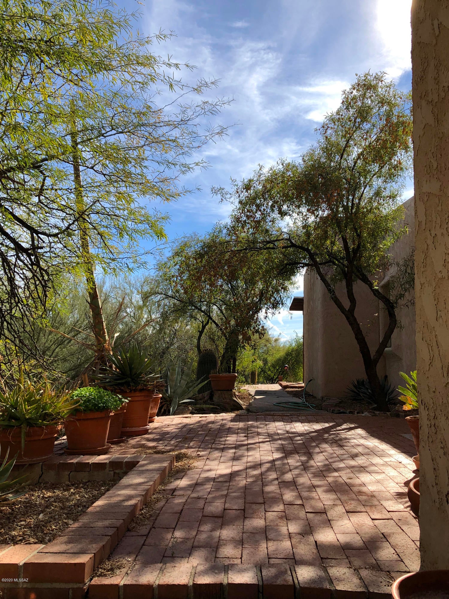 La Casita Foothills Estates (1-25) - Residential Lease