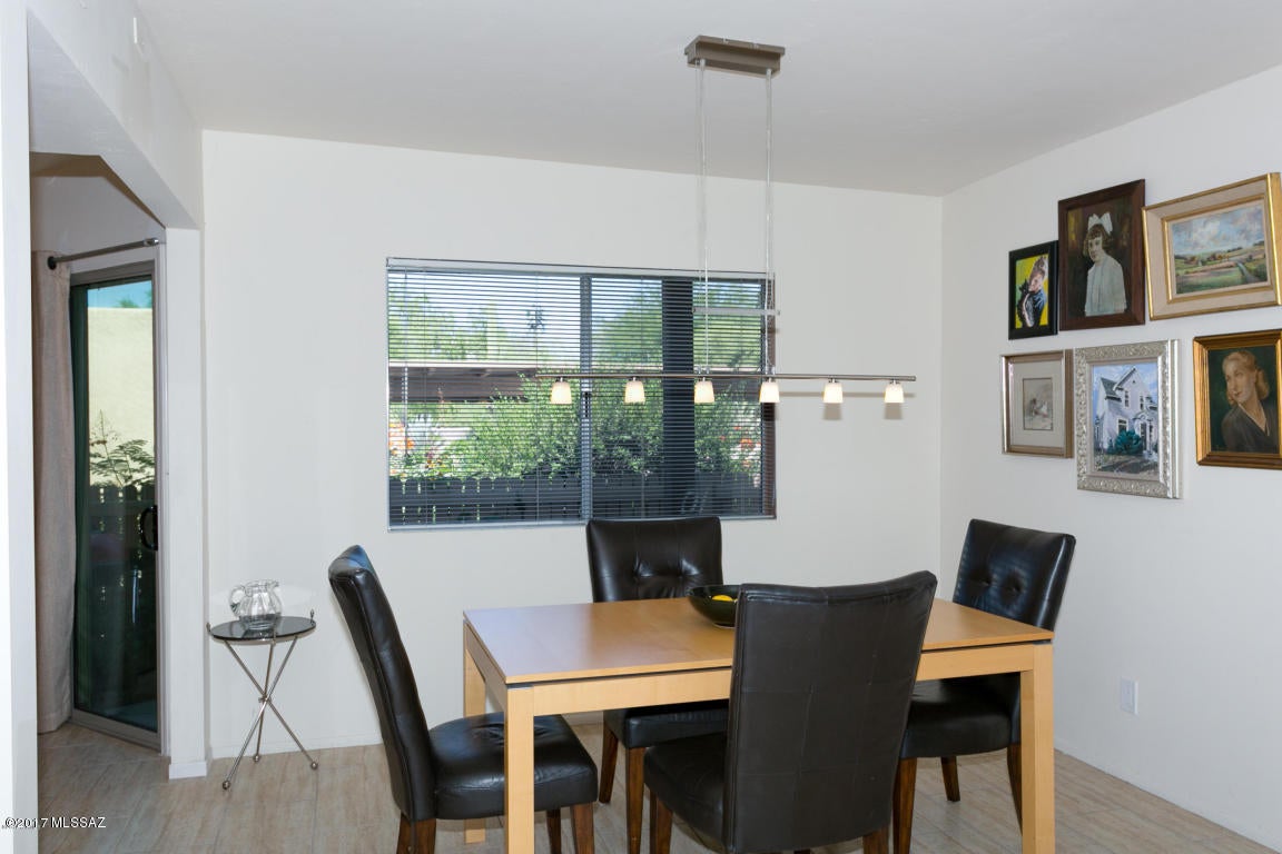 La Casita Foothills Estates (1-25) - Residential Lease