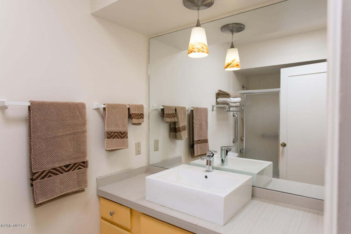 La Casita Foothills Estates (1-25) - Residential Lease