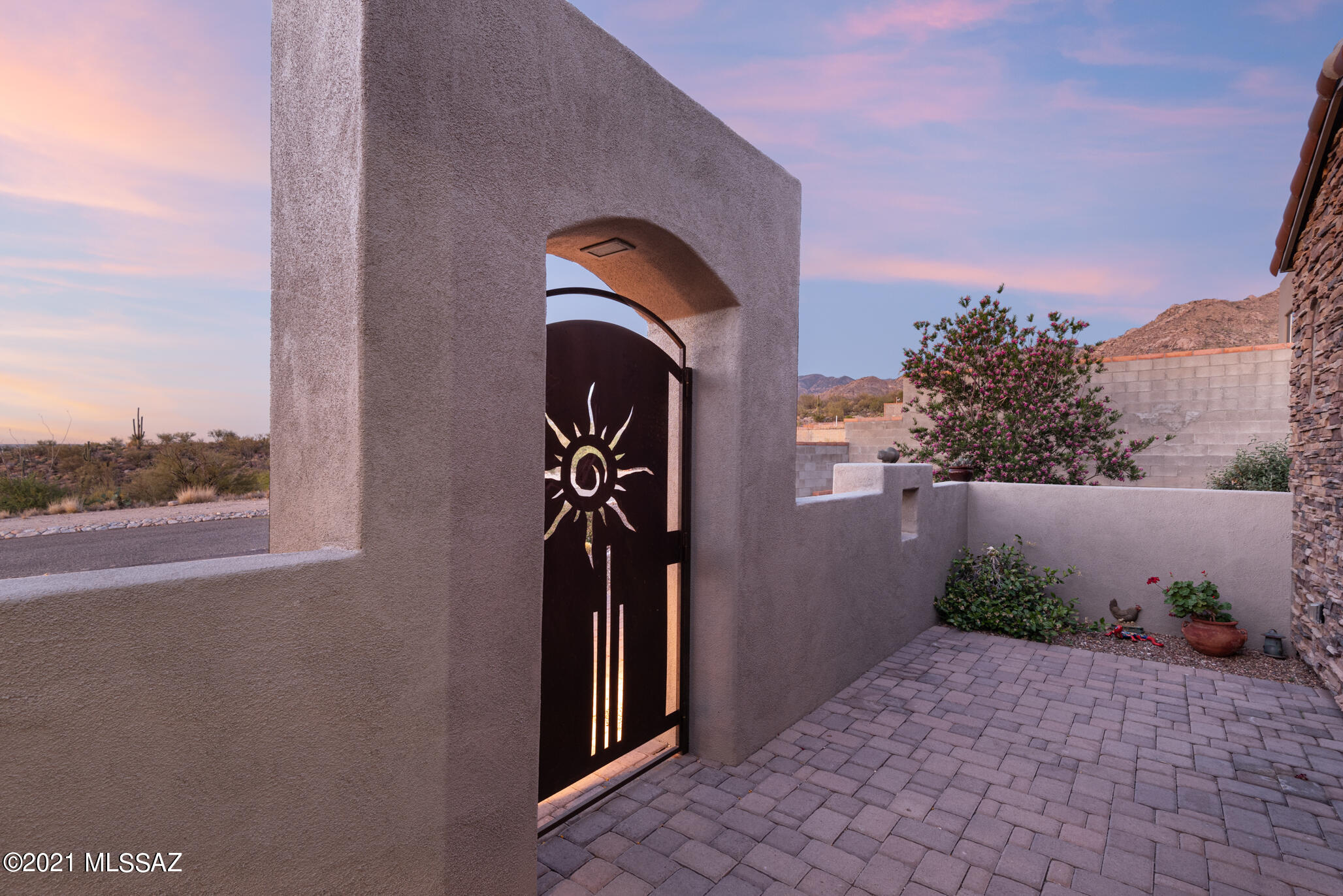 Pusch Ridge (13-32) - Residential