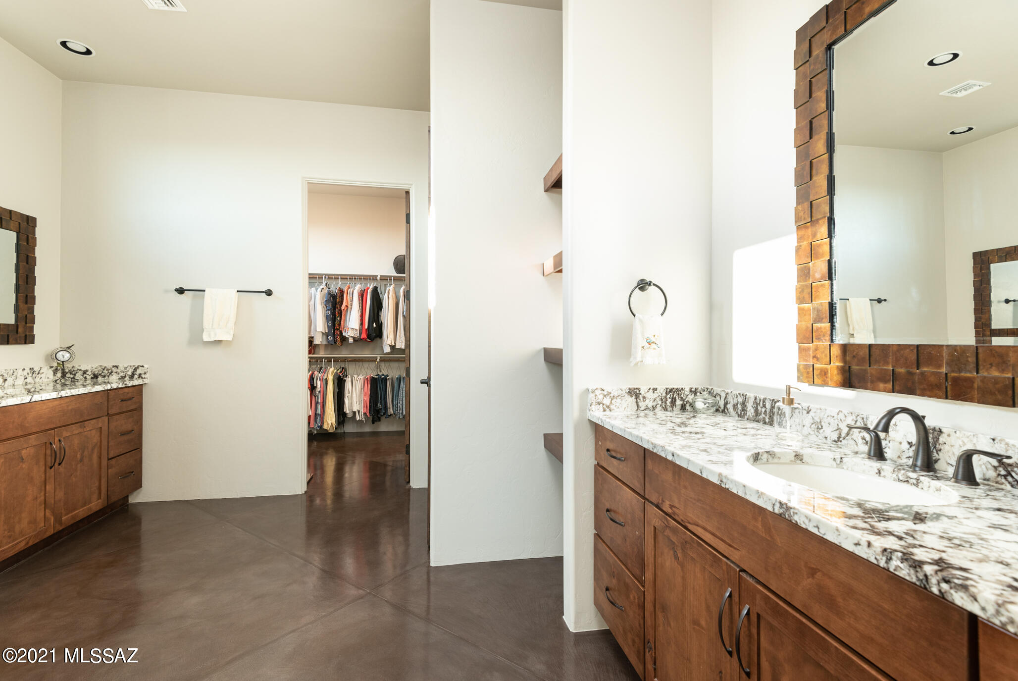 Pusch Ridge (13-32) - Residential