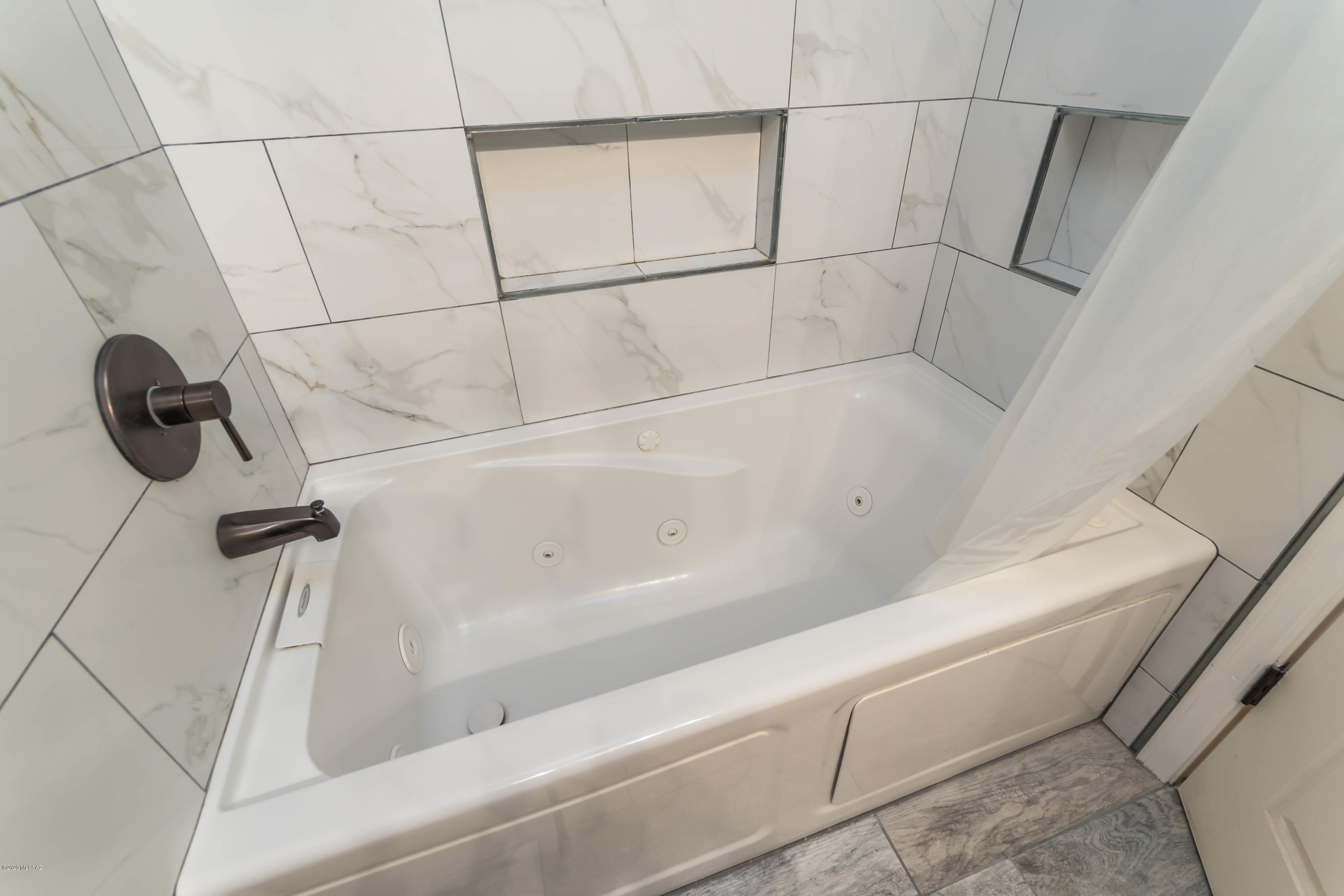 Twin Peaks Highland (1-119) - Residential
