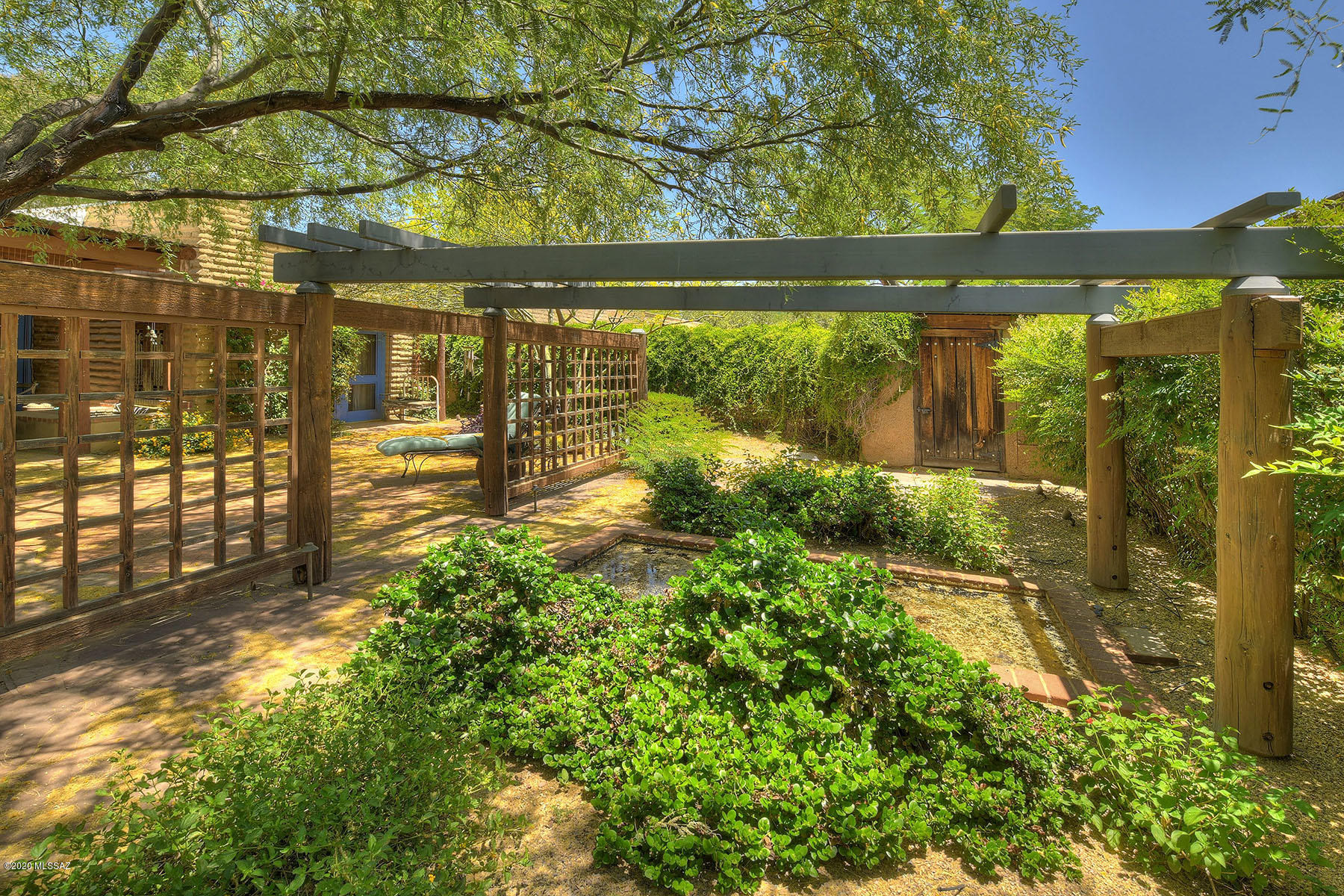 Fort Lowell Place (1-12) - Residential