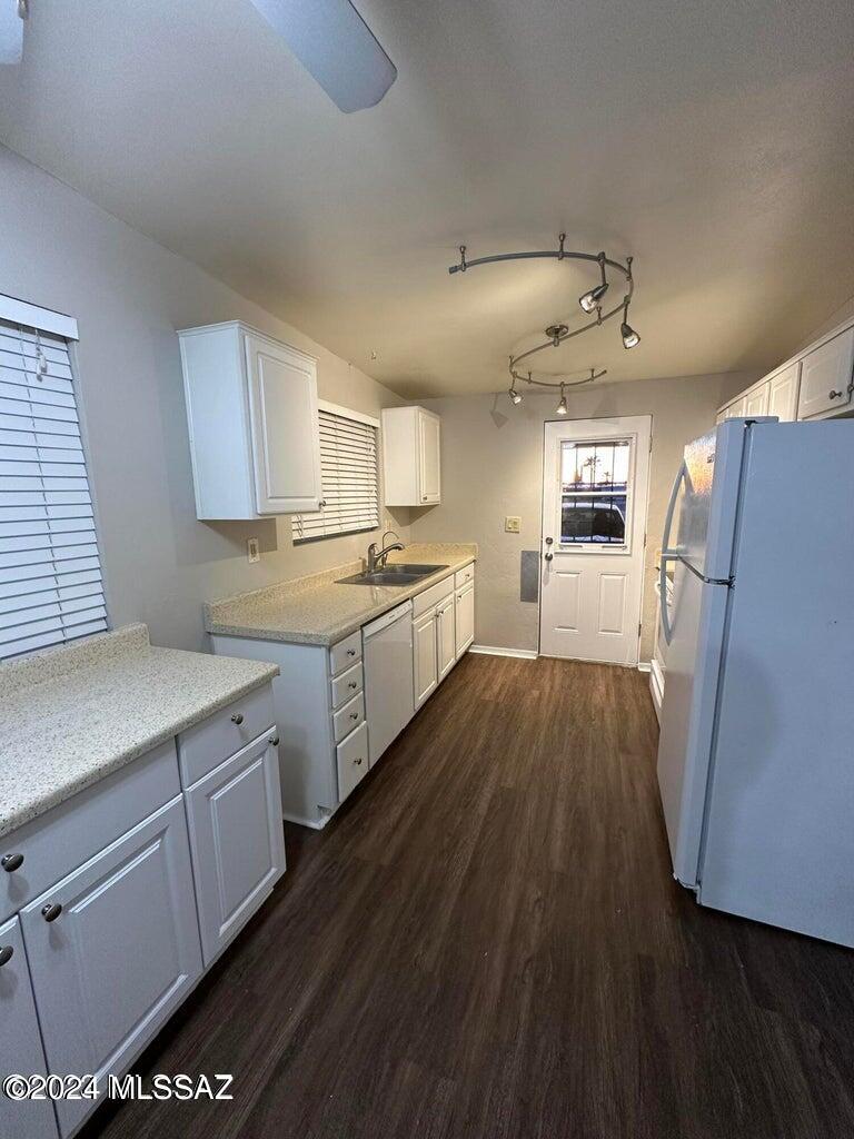 Braewood Terrace (1-107) - Residential Lease