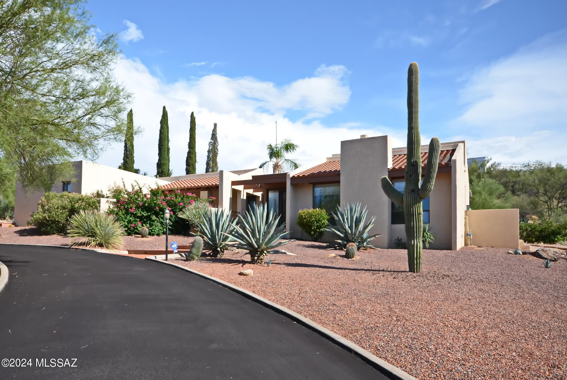 Tucson National Est - Residential