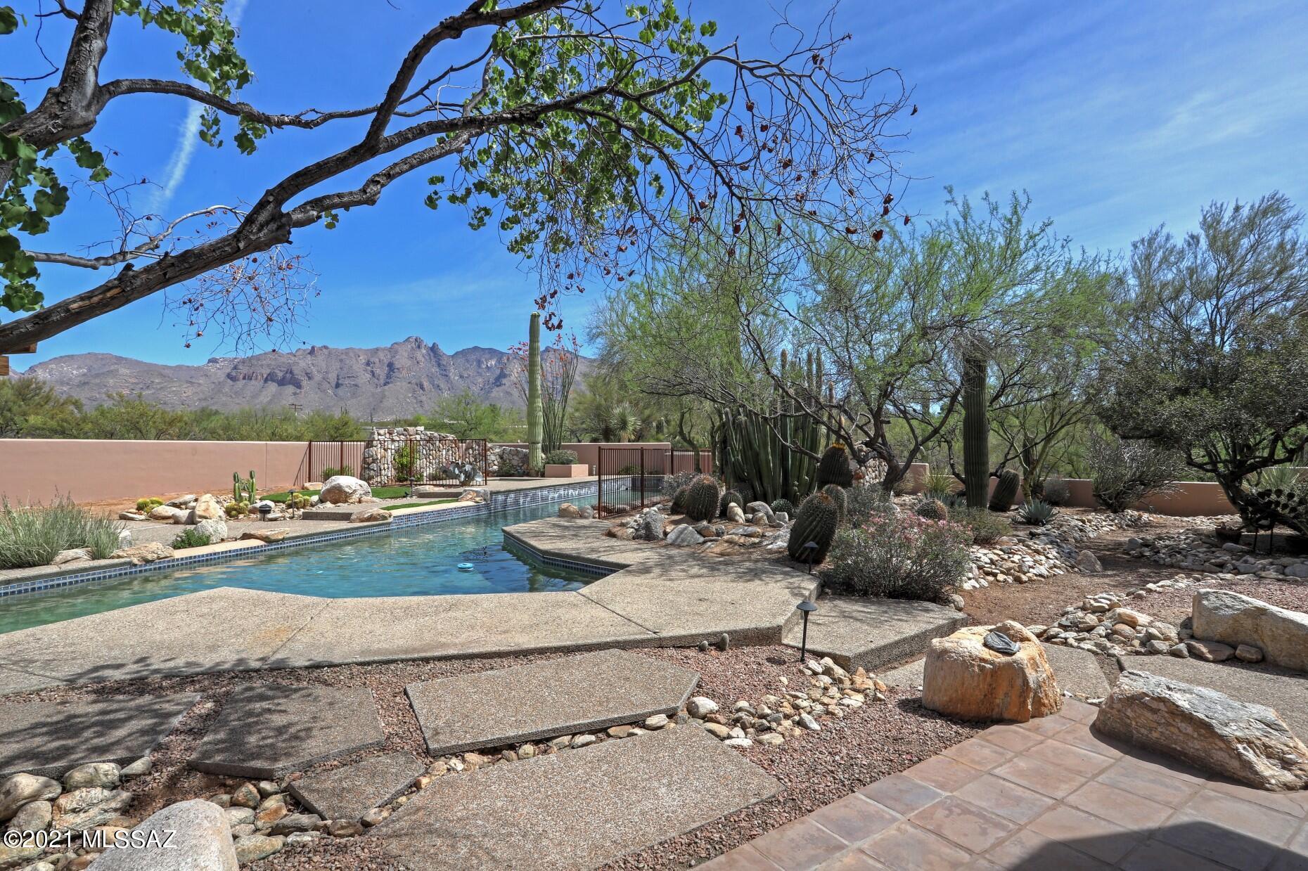 Miraval Place (1-7) - Residential