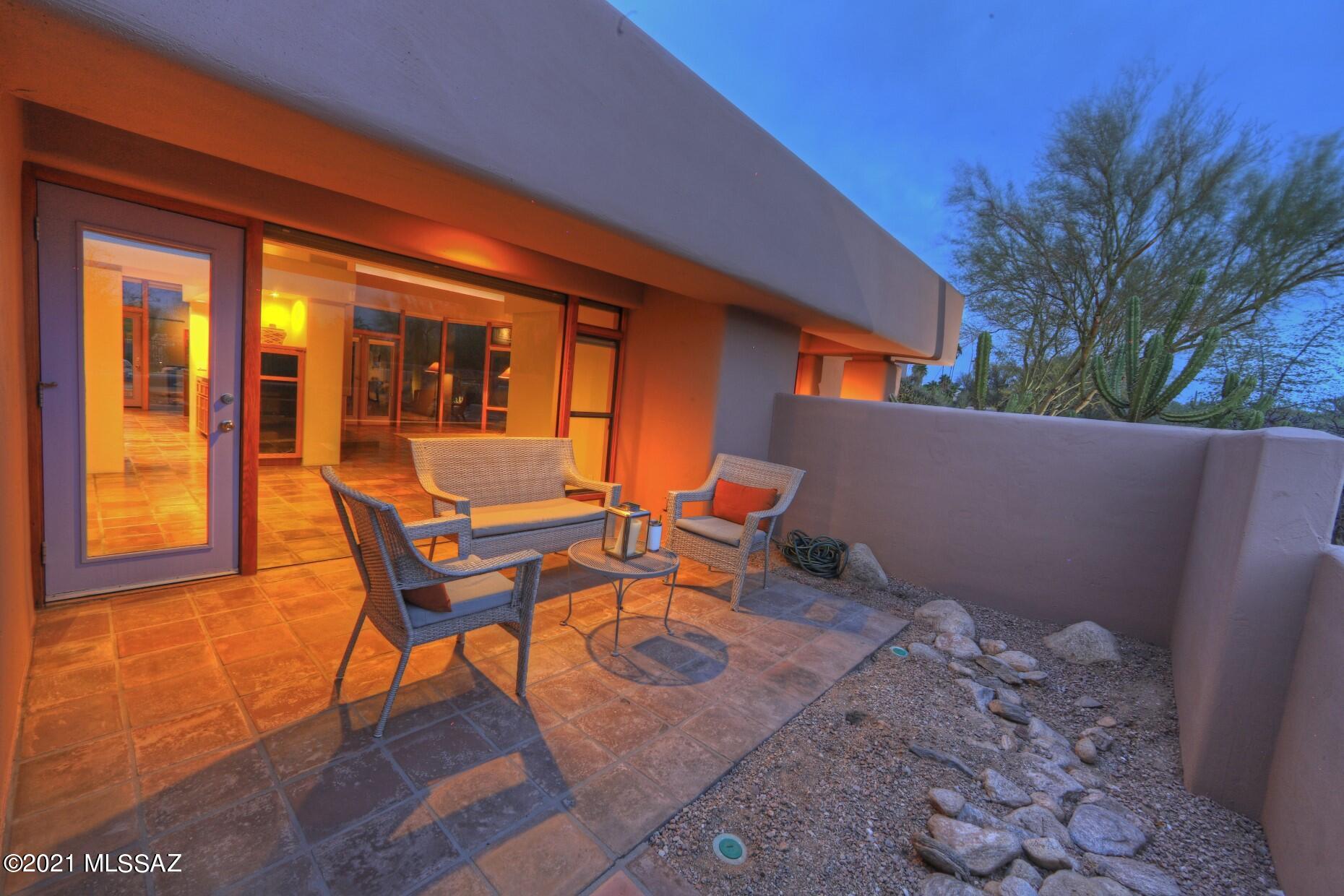 Miraval Place (1-7) - Residential
