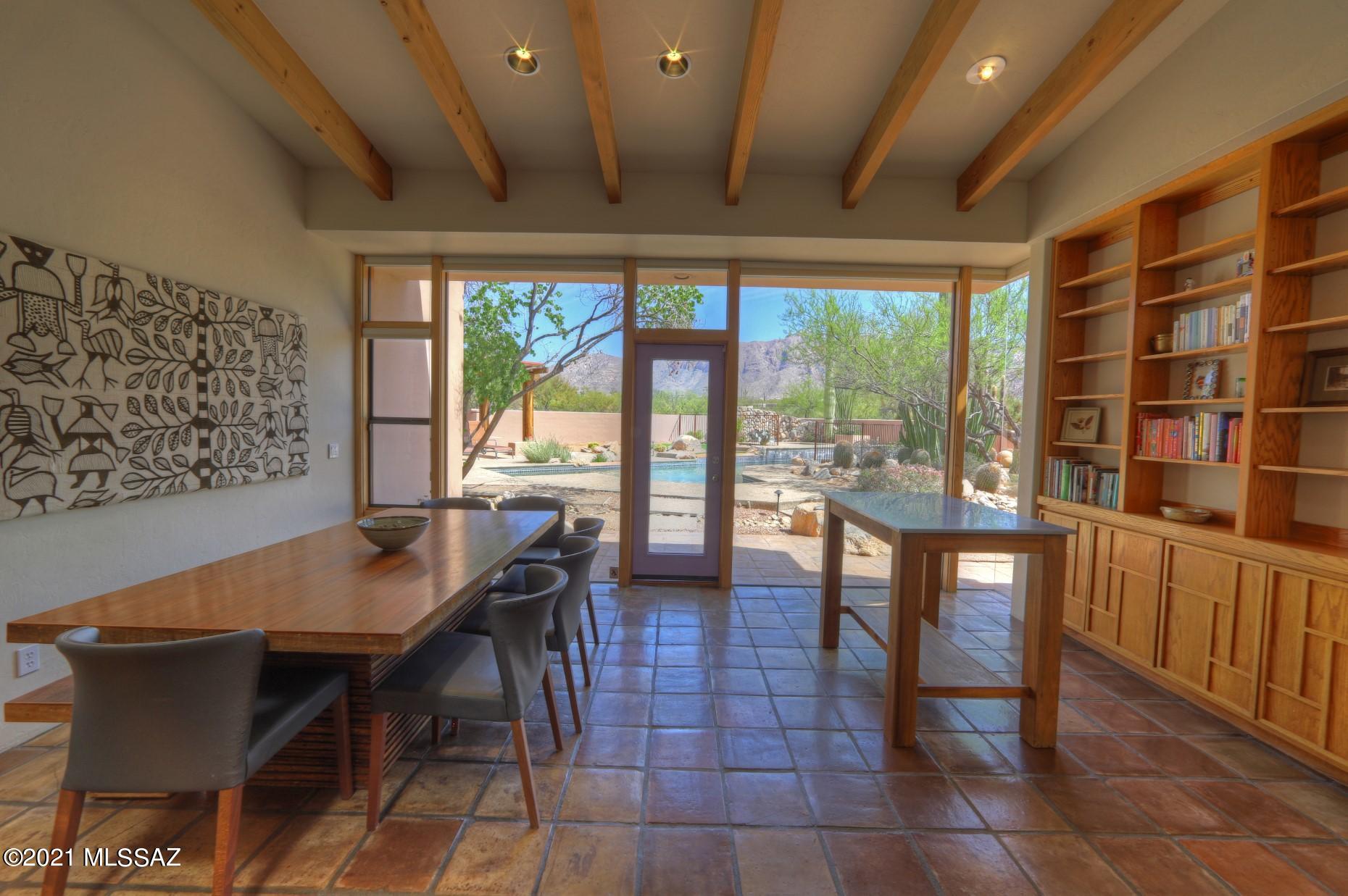 Miraval Place (1-7) - Residential