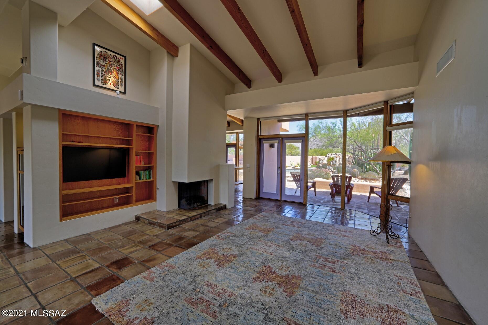 Miraval Place (1-7) - Residential
