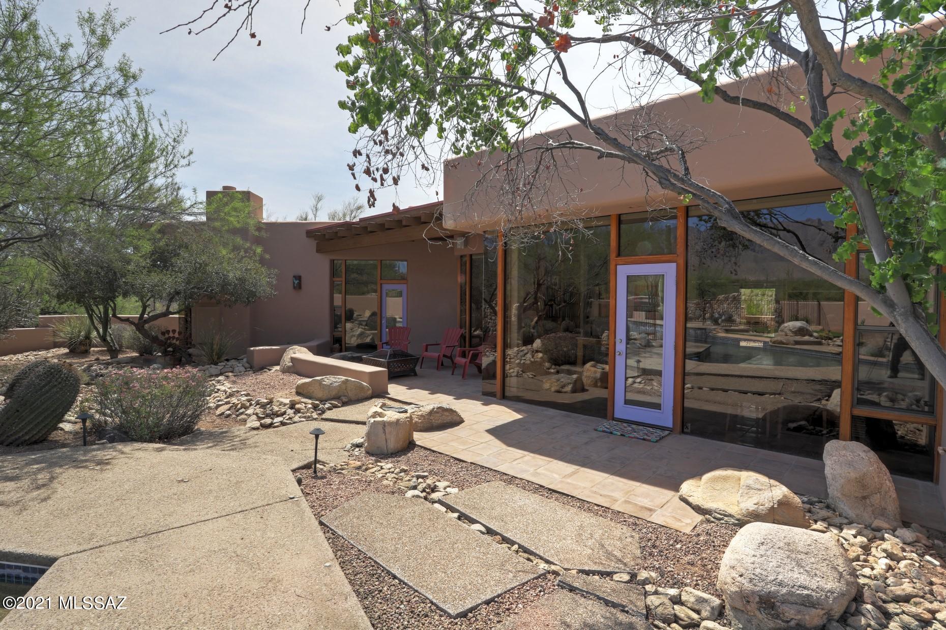 Miraval Place (1-7) - Residential