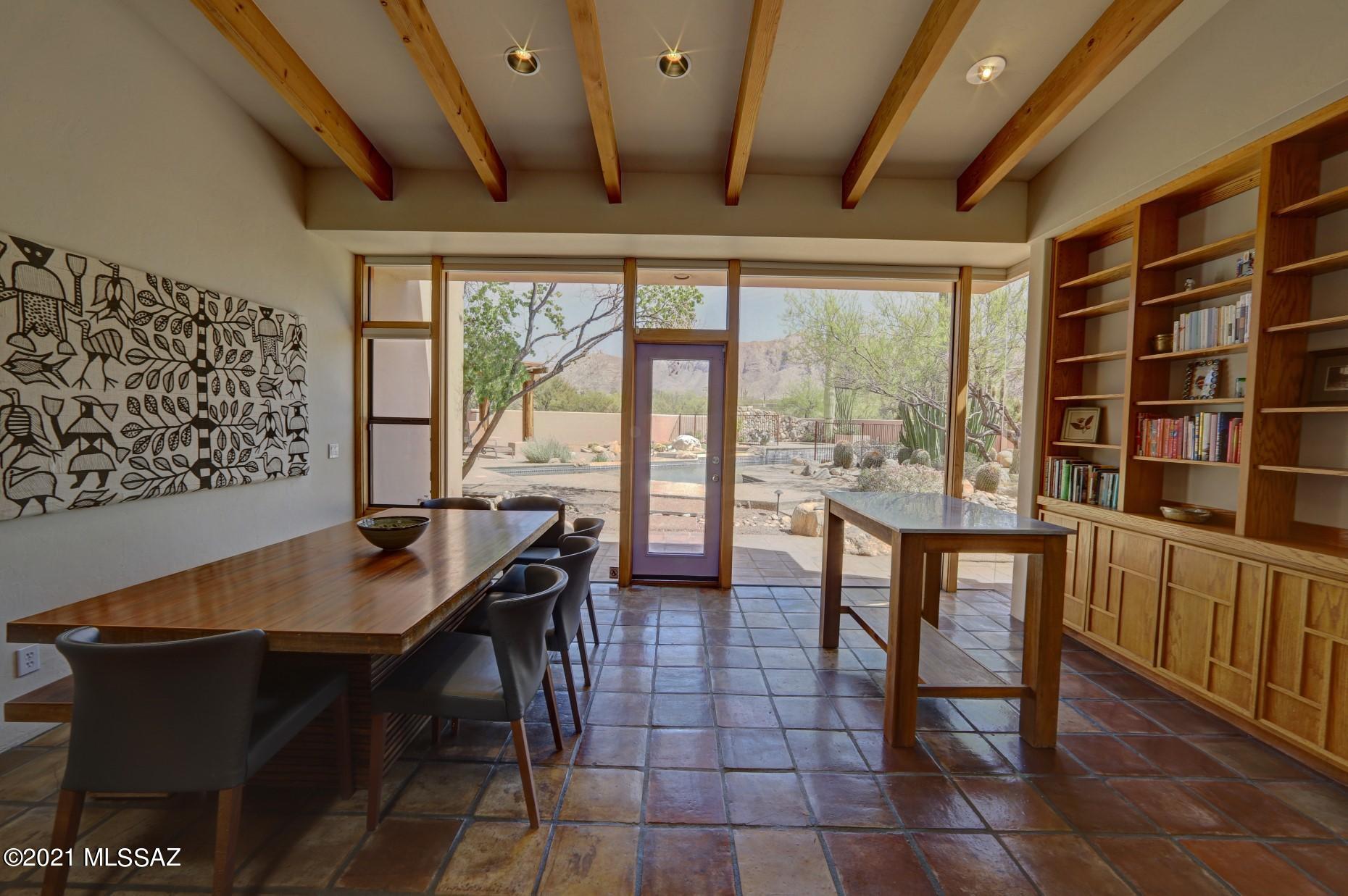 Miraval Place (1-7) - Residential
