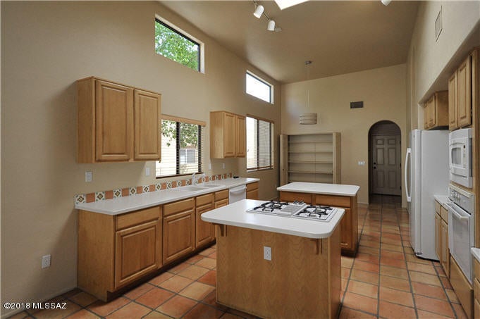 Shadow View Estates (1-85) - Residential Lease
