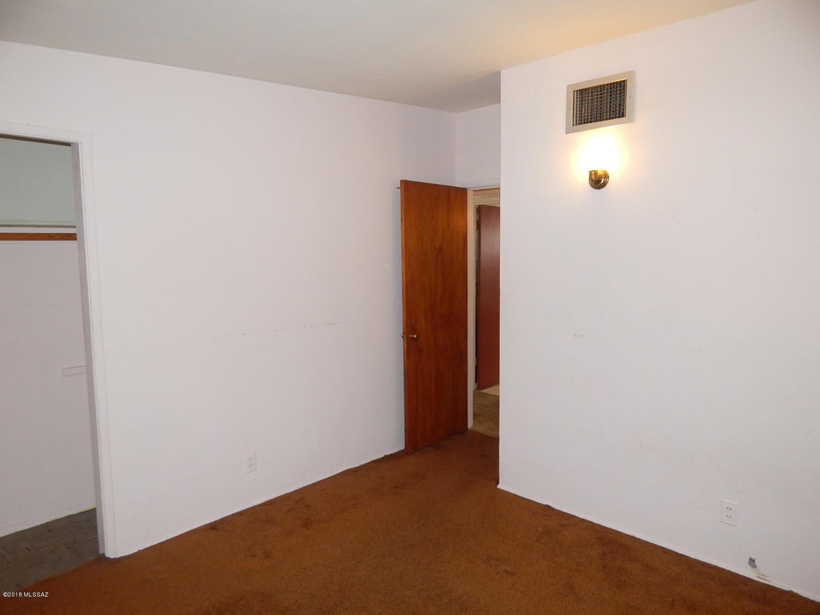 Douglas Terrace (1-69) - Residential
