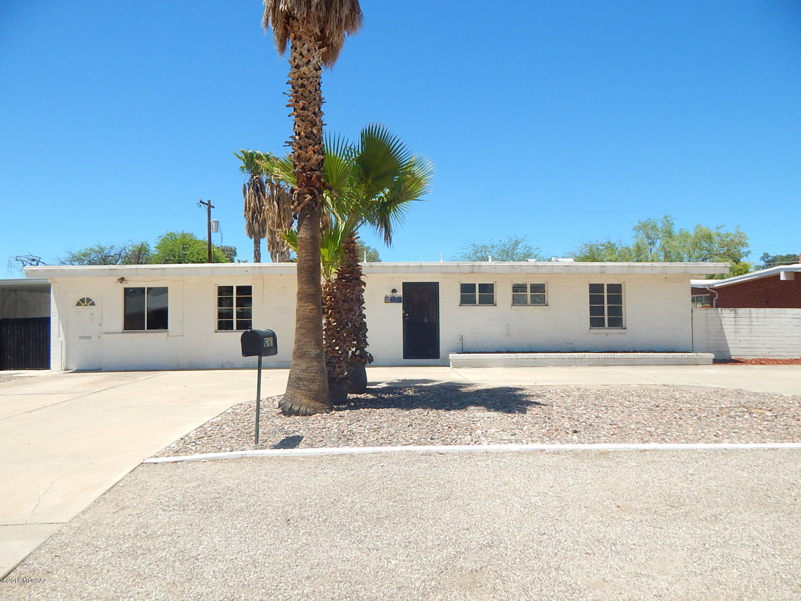 This is a Fannie Mae HomePath property.  With 1975 sq ft of living space, this mid-town brick home has <FONT COLOR=RED>3 bedrooms, 2 bathrooms, carport, large living area with fireplace and even larger AZ room with lots of light. Office with available separate entrance and large back workshop/storage/laundry room. Located in central area near restaurants, shopping, and much more!</FONT> Attention First Time Buyers: complete the HomePath Ready Buyer homeownership course. Attach certificate to offer and request up to 3% closing cost assistance, ask Agent for more details, restrictions apply.